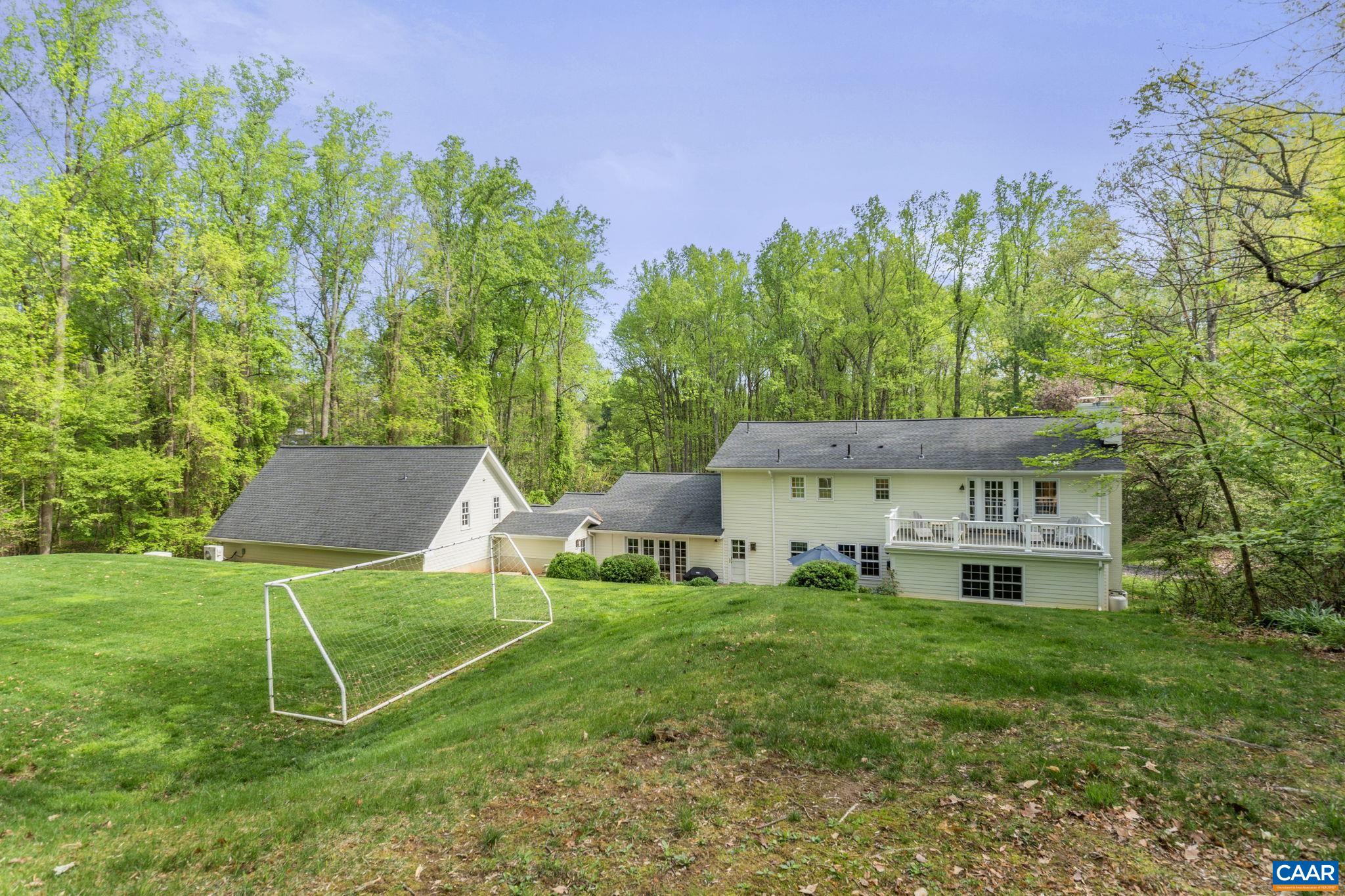 888 TANGLEWOOD RD