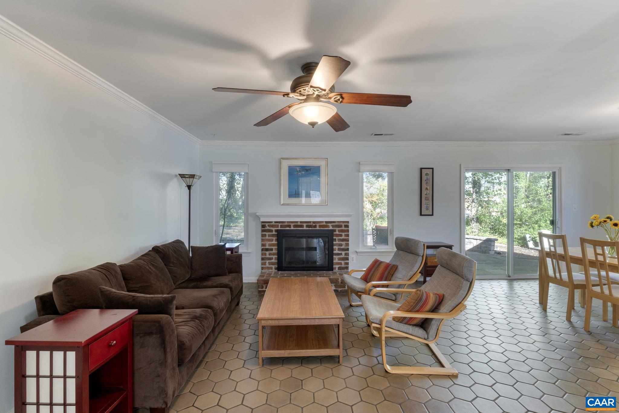 1495 LAKE FOREST DR