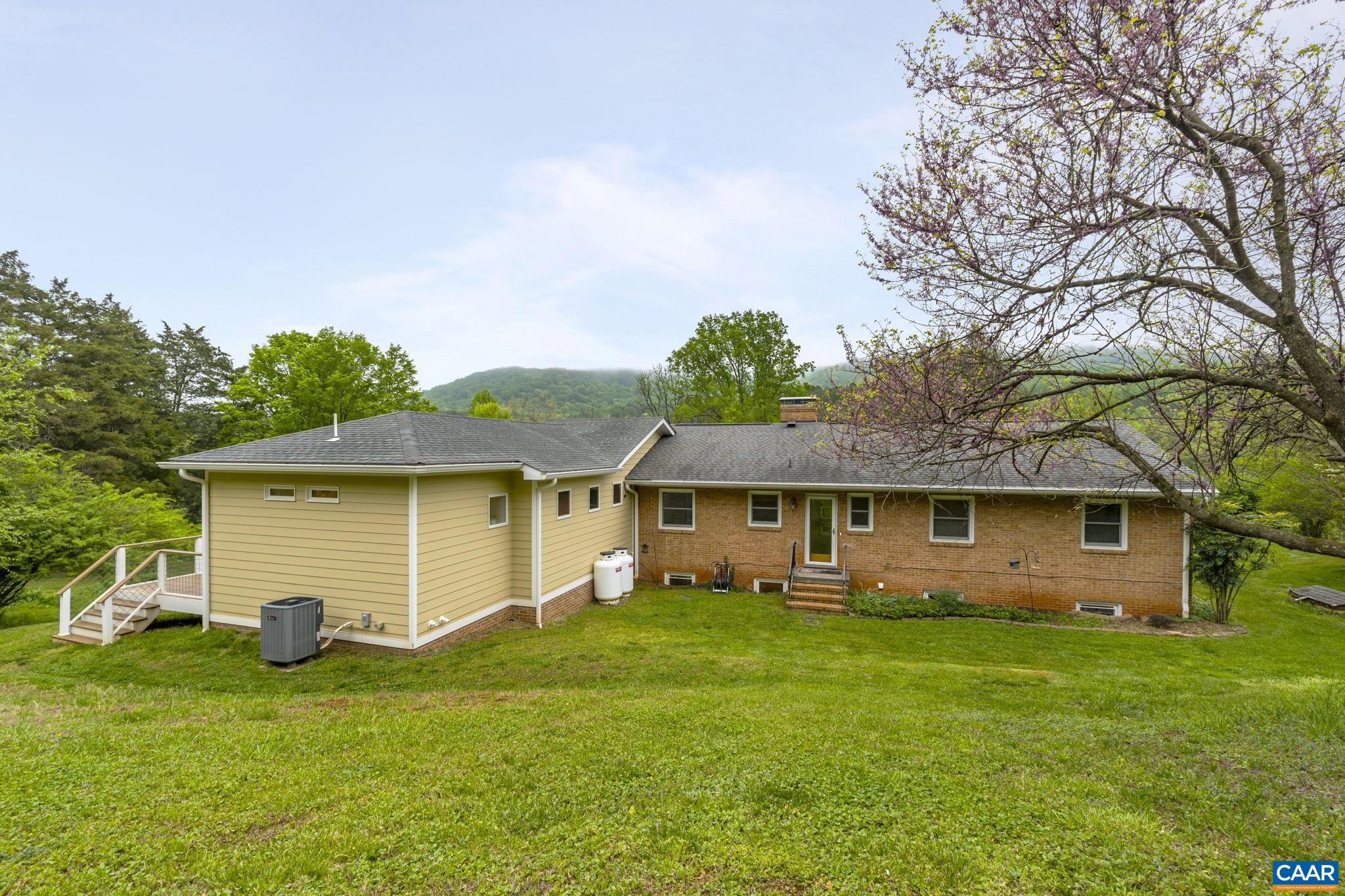 500 DEBENHAM CT