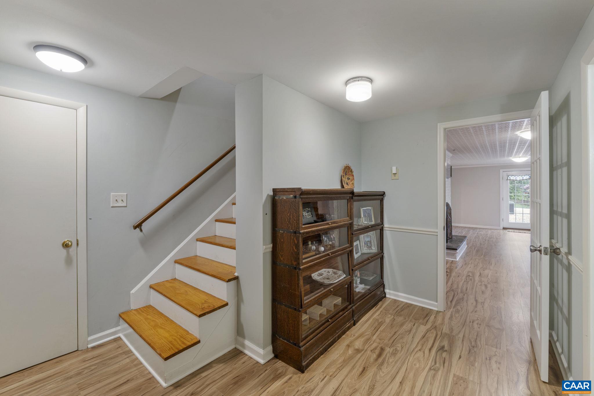 500 DEBENHAM CT