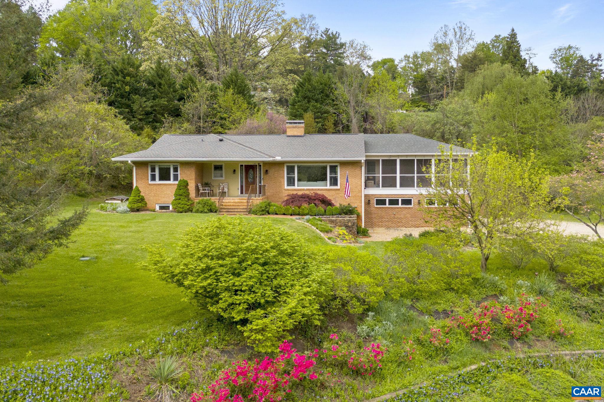 500 DEBENHAM CT