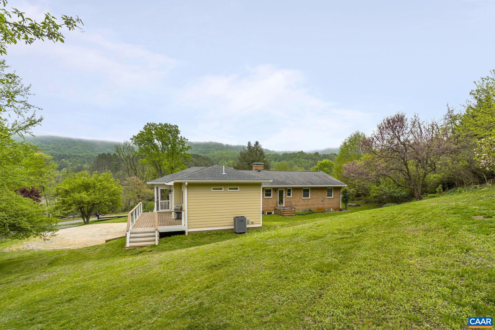 500 DEBENHAM CT