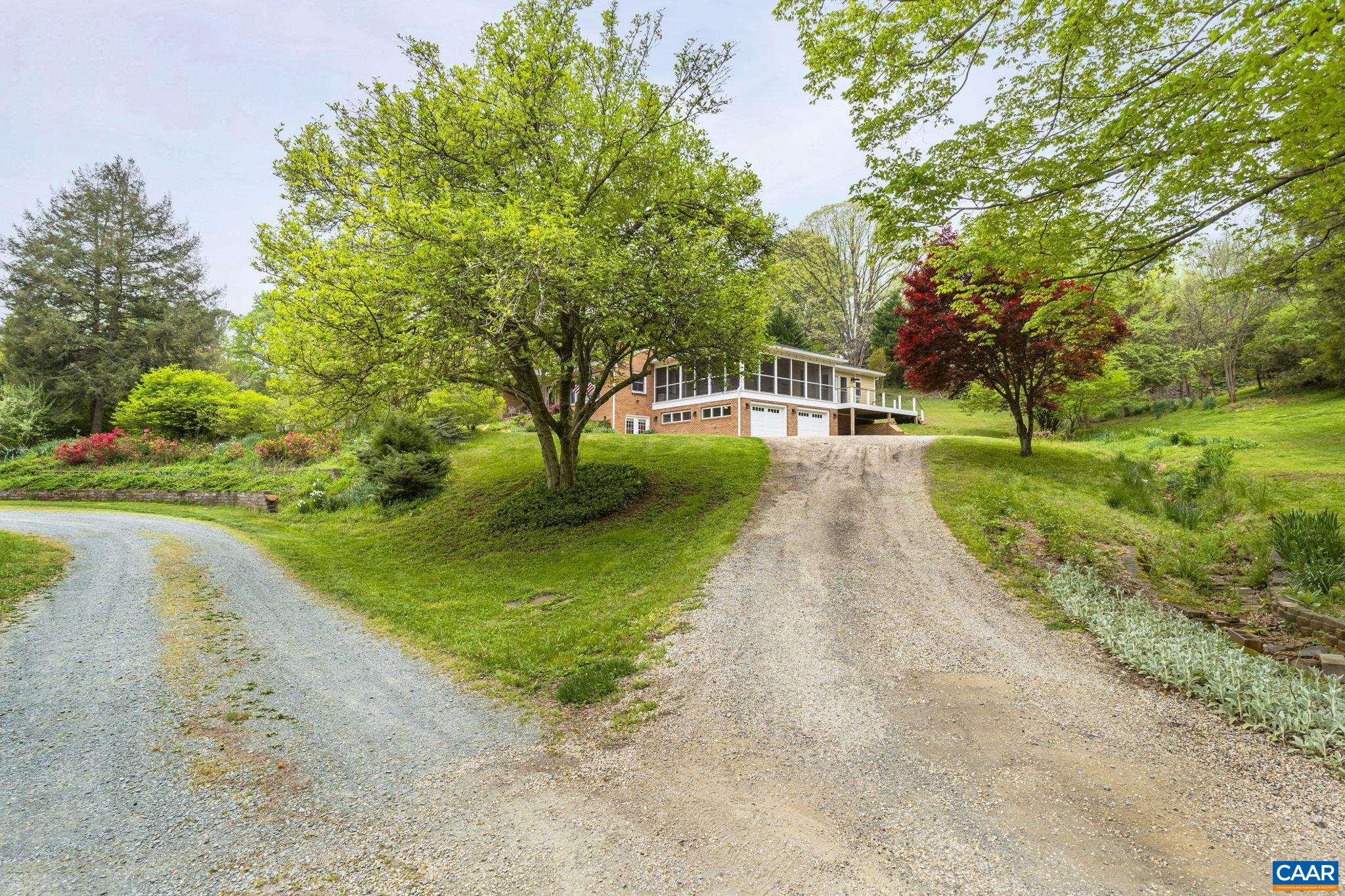 500 DEBENHAM CT