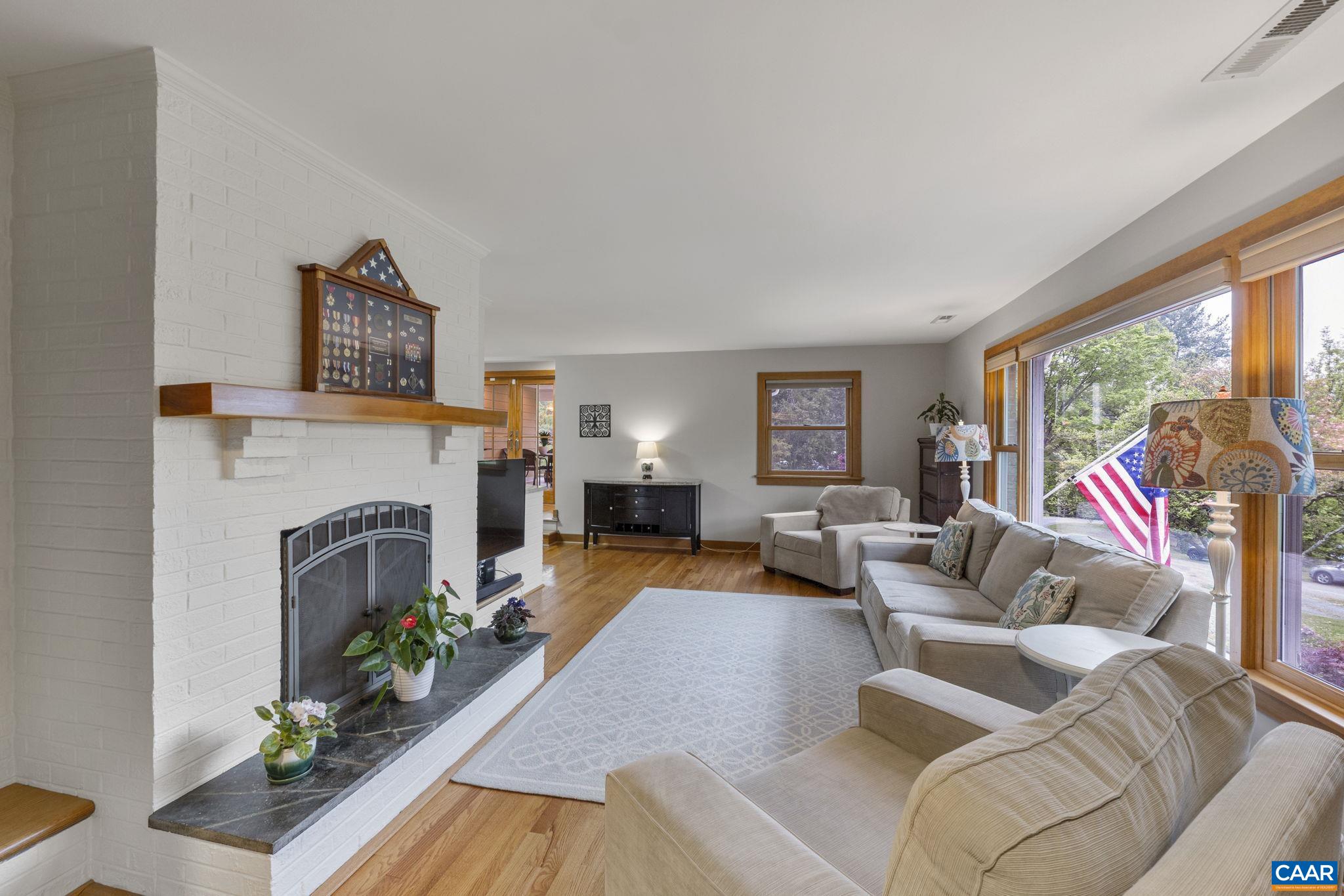 500 DEBENHAM CT