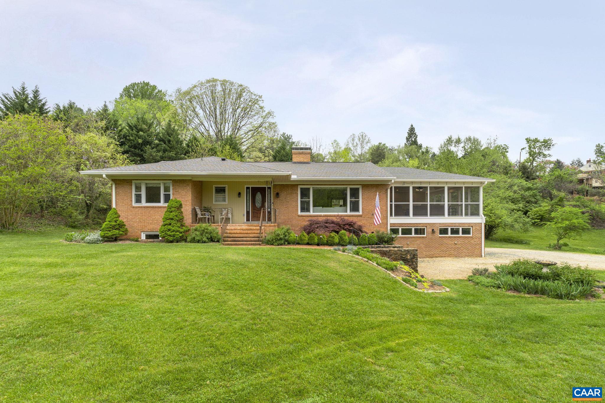 500 DEBENHAM CT