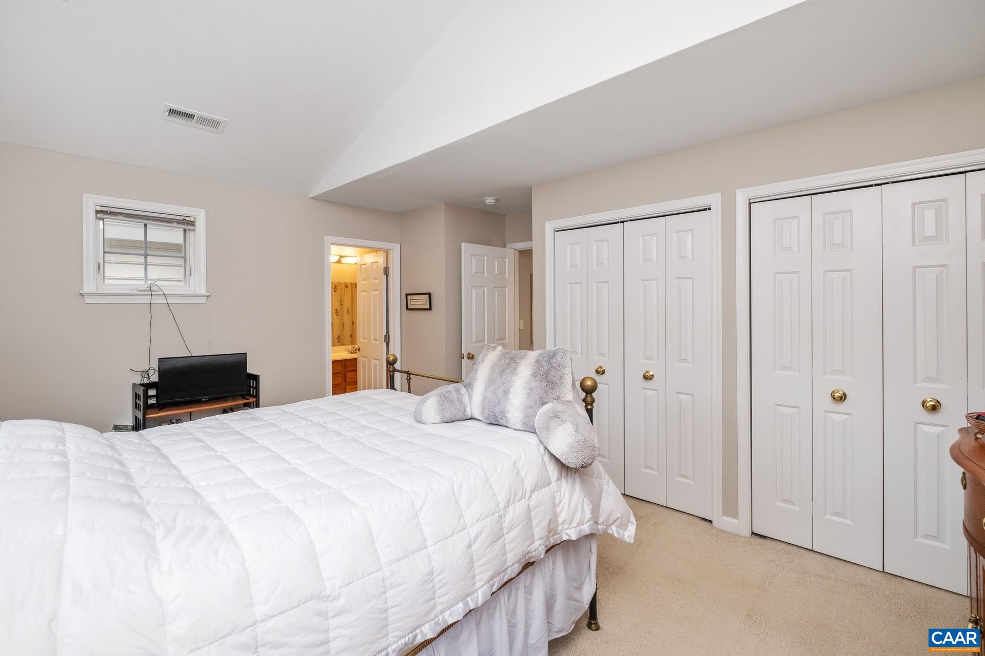 2598 RAVENSCROFT WAY