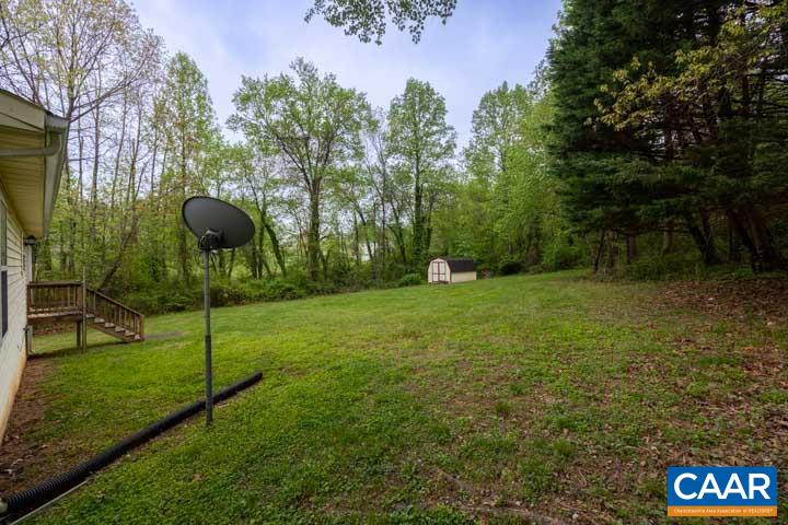 506 WOOD DR