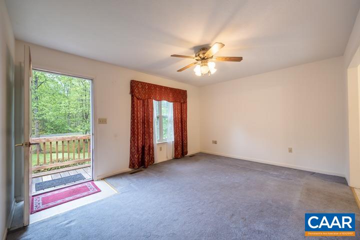 506 WOOD DR