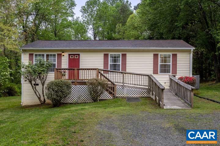 506 WOOD DR