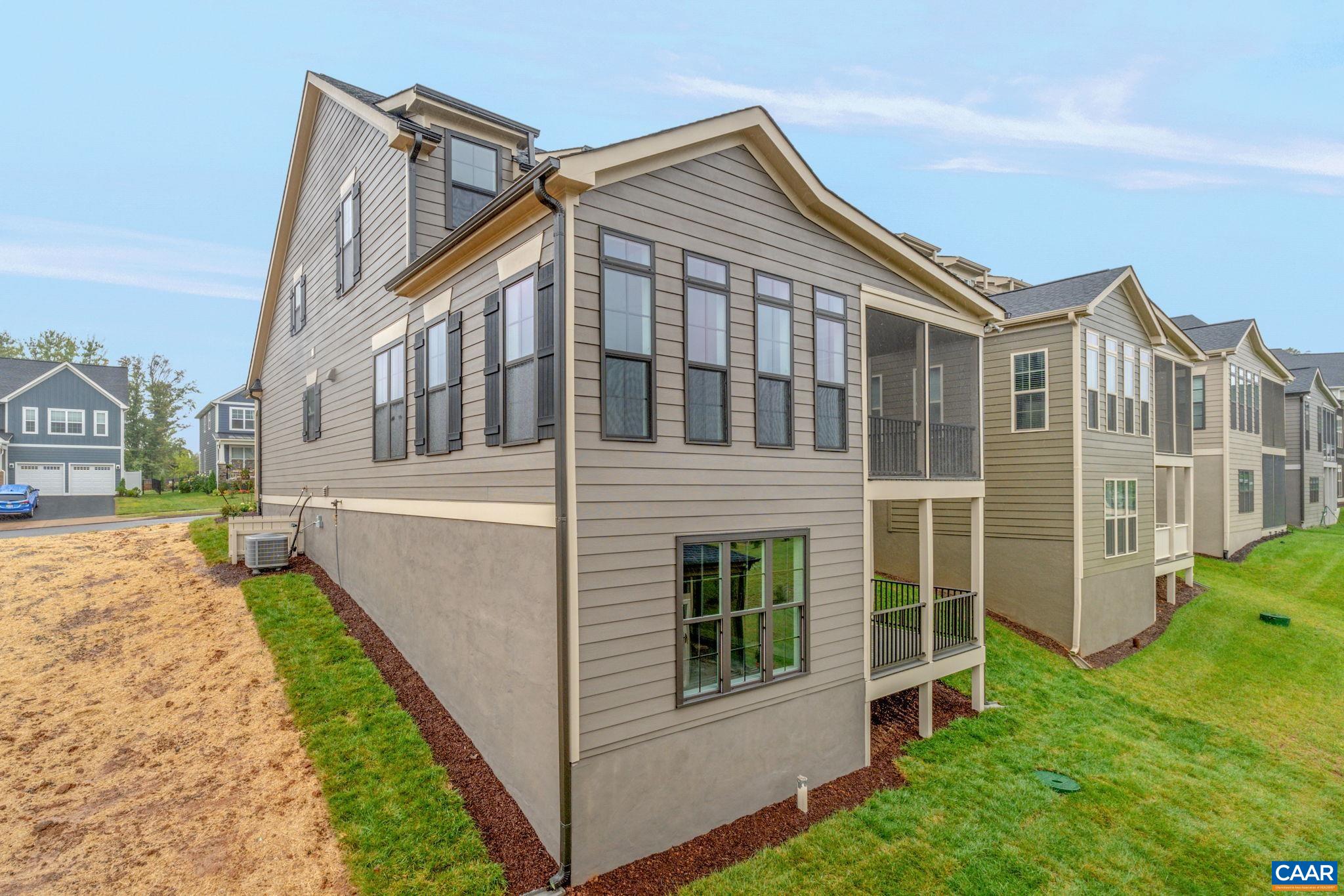 97 THICKET RUN PL