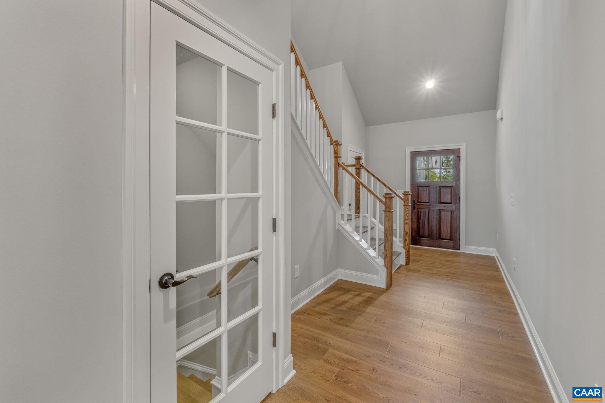 97 THICKET RUN PL