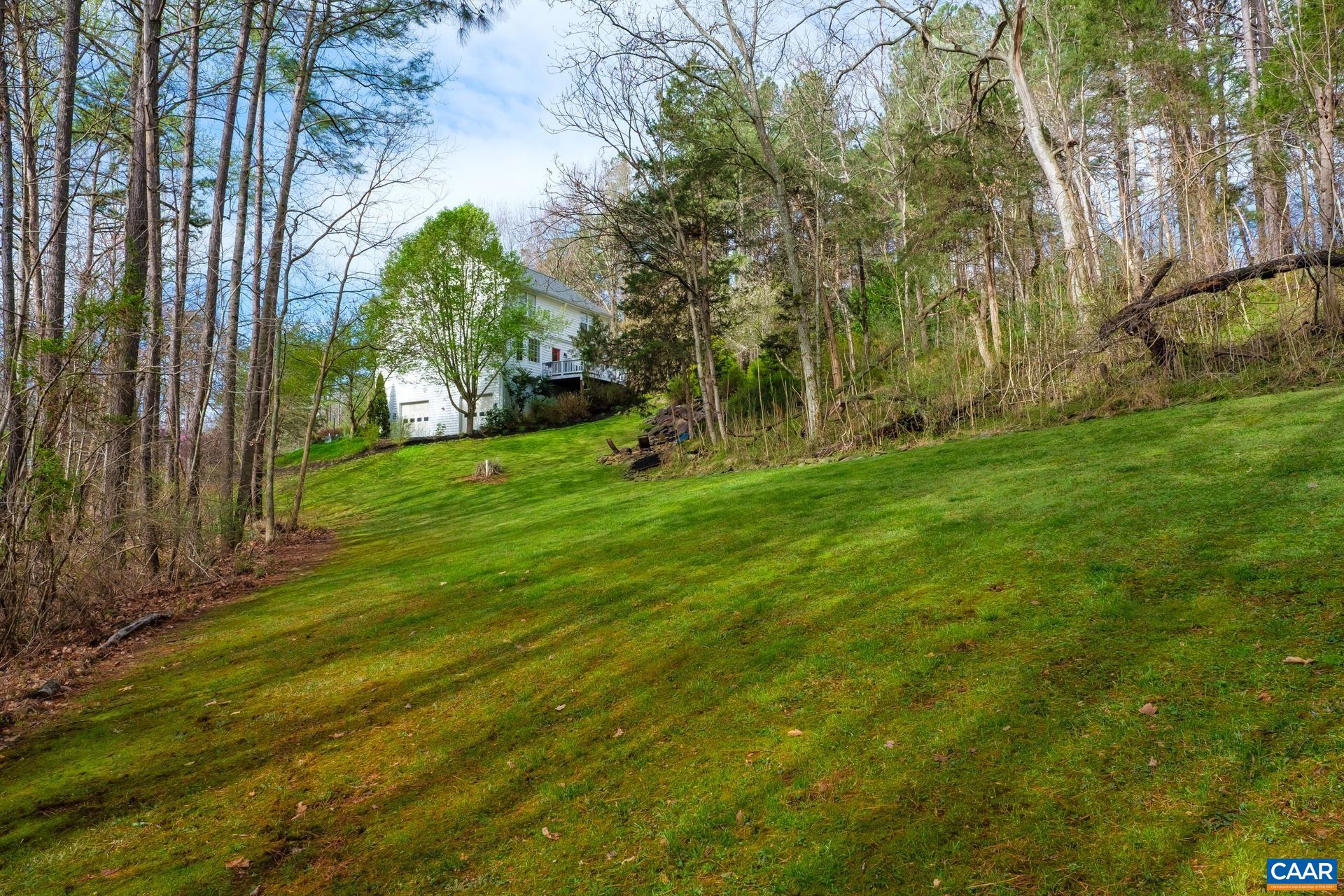253 COTTONWOOD DR