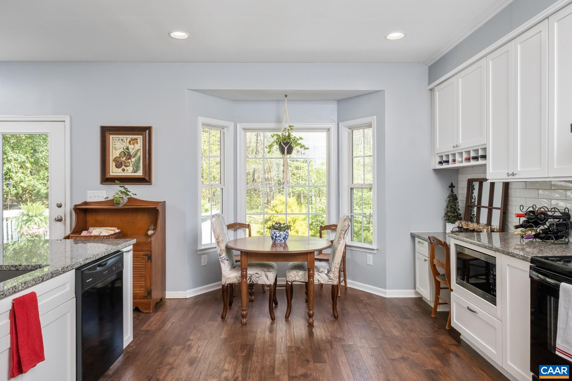 253 COTTONWOOD DR