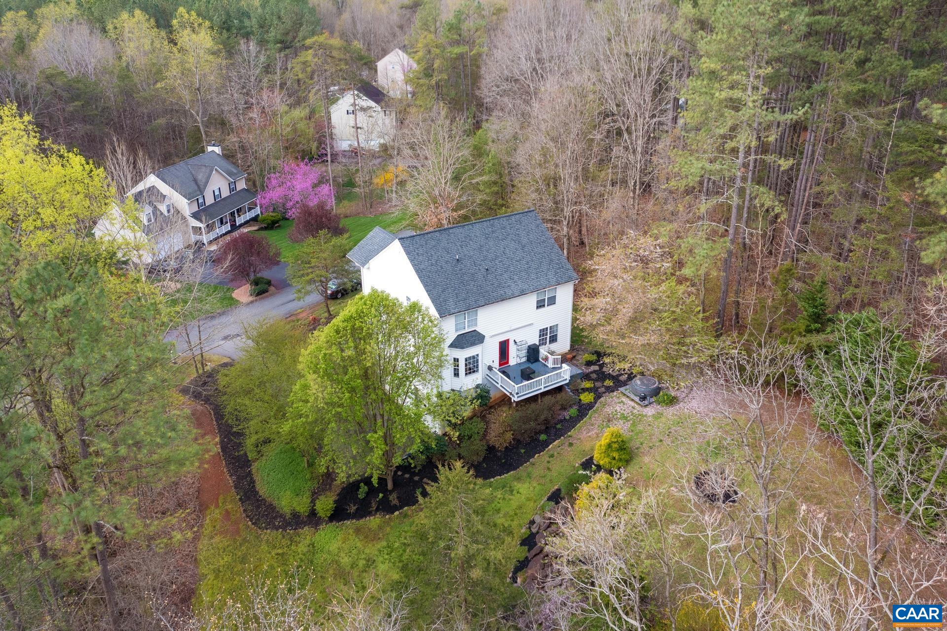 253 COTTONWOOD DR
