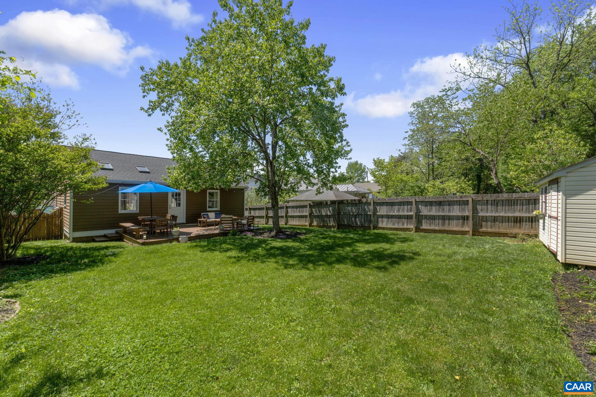 823 BLENHEIM AVE