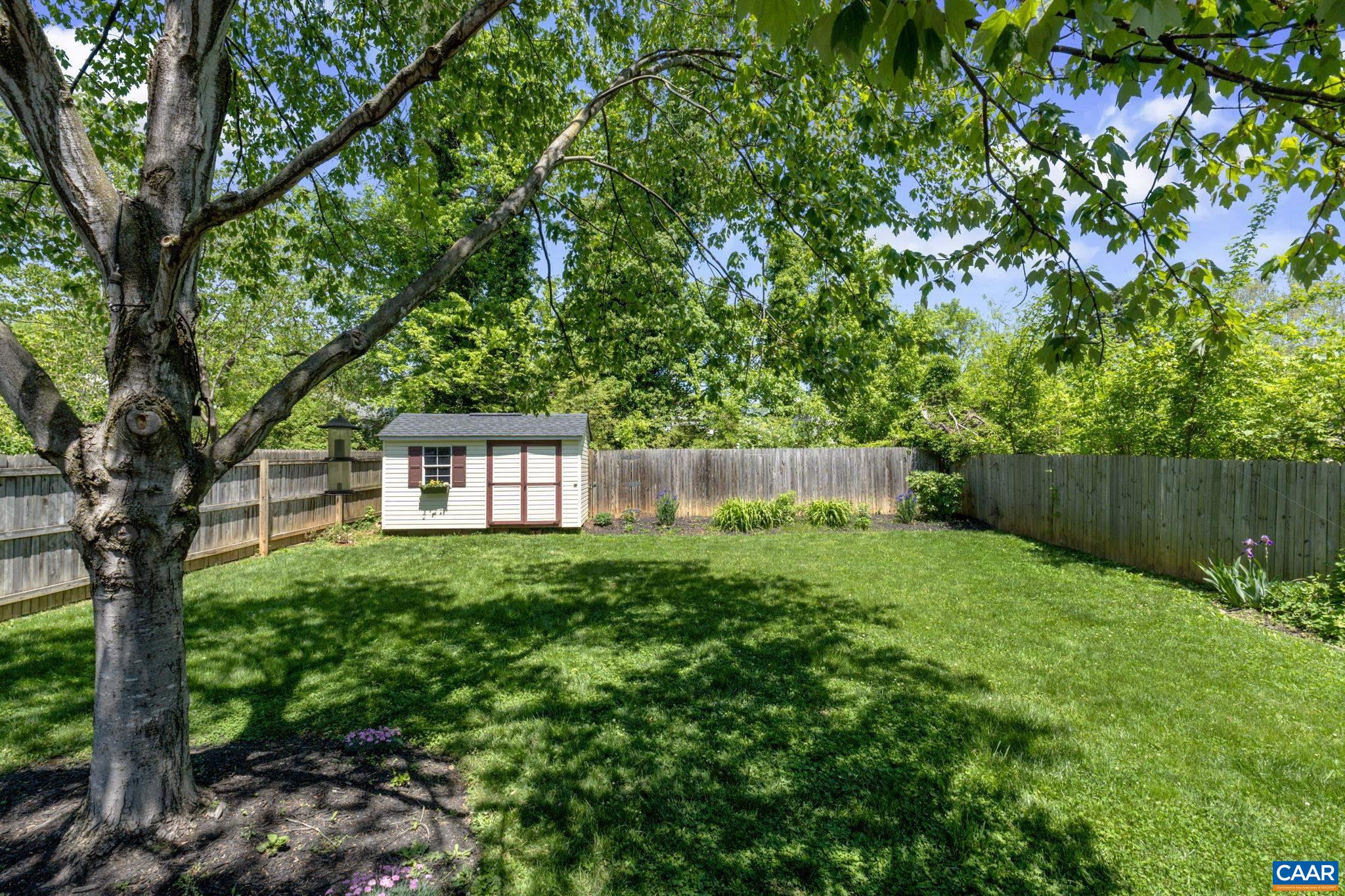 823 BLENHEIM AVE