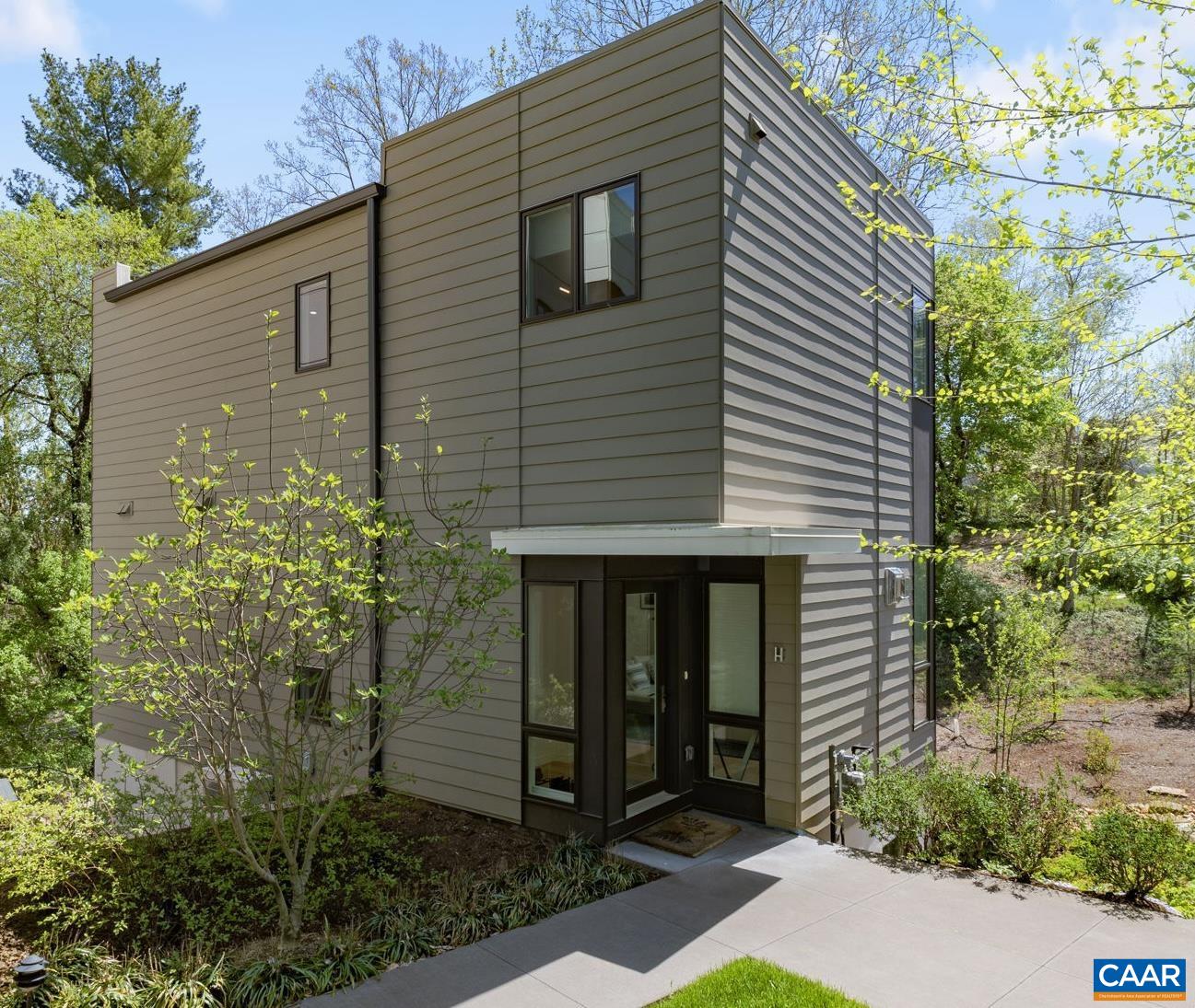 1130 EAST HIGH ST Unit: H