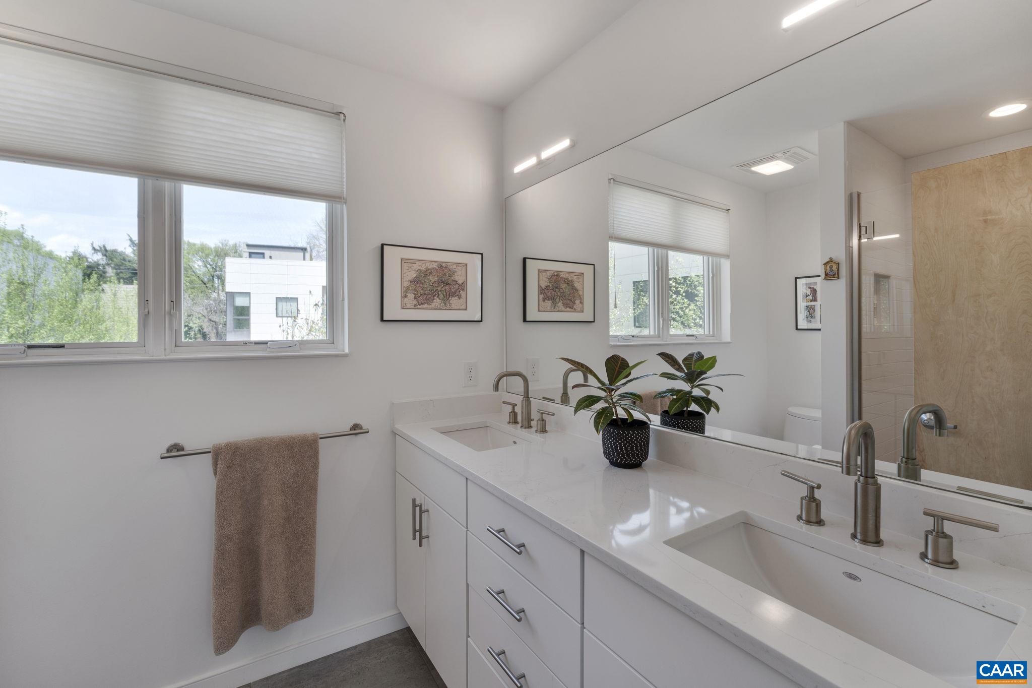 1130 EAST HIGH ST Unit: H