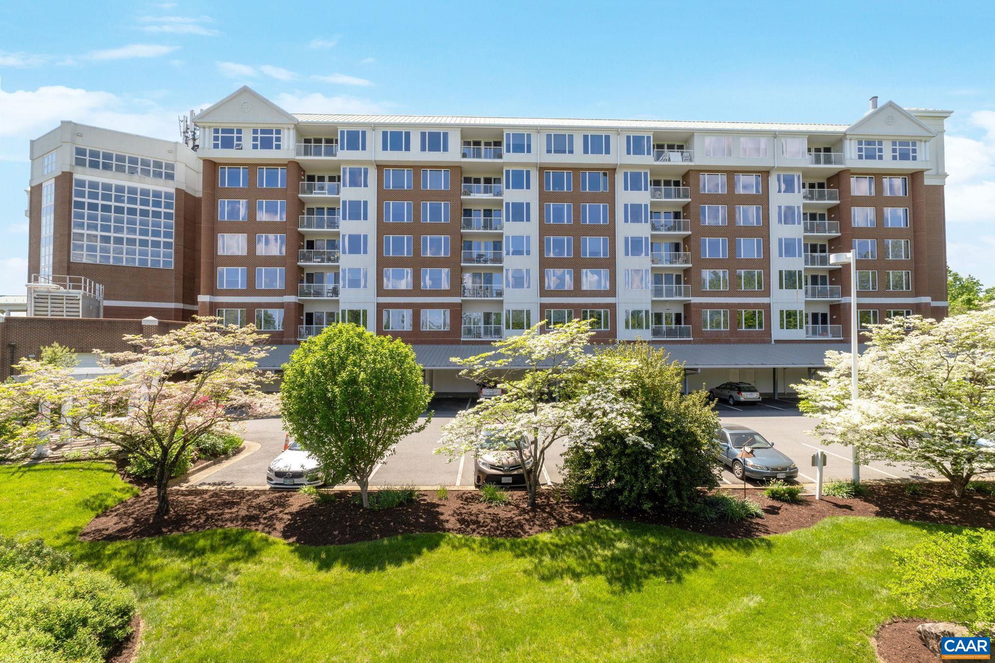 500 CRESTWOOD DR Unit: 2508