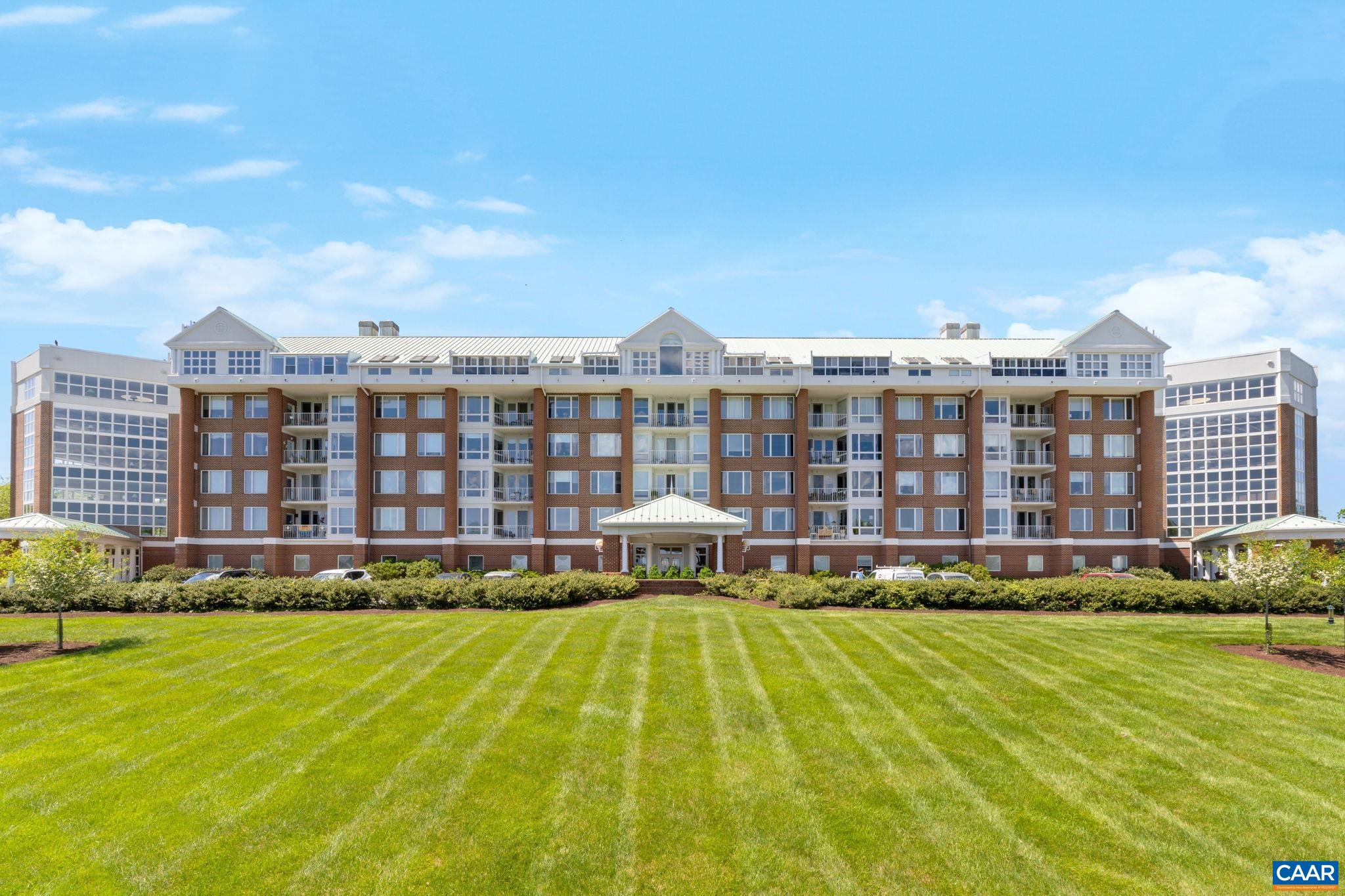 500 CRESTWOOD DR Unit: 2508