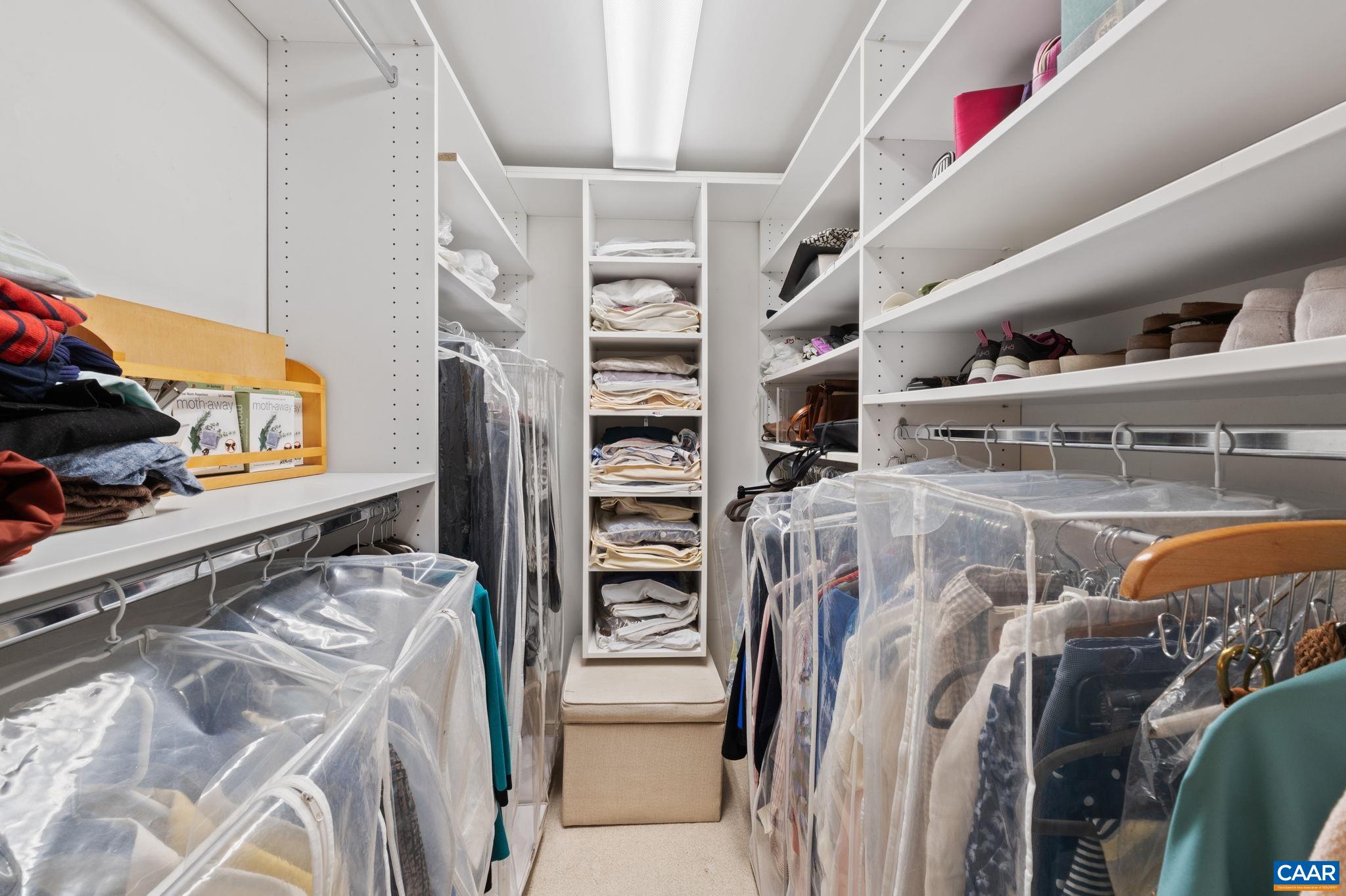 500 CRESTWOOD DR Unit: 2508