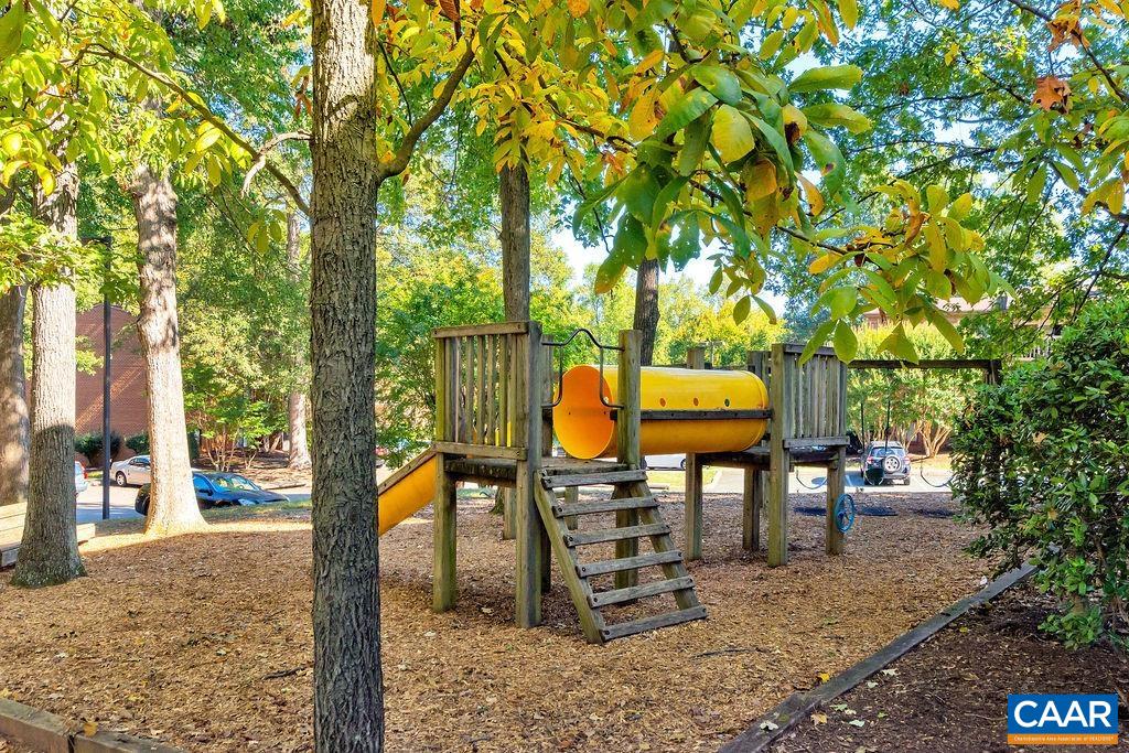 139 GREEN TURTLE LN Unit: 6