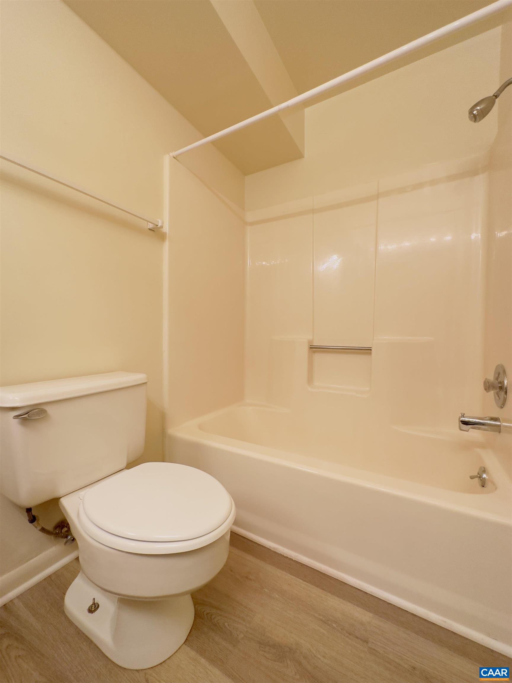 139 GREEN TURTLE LN Unit: 6