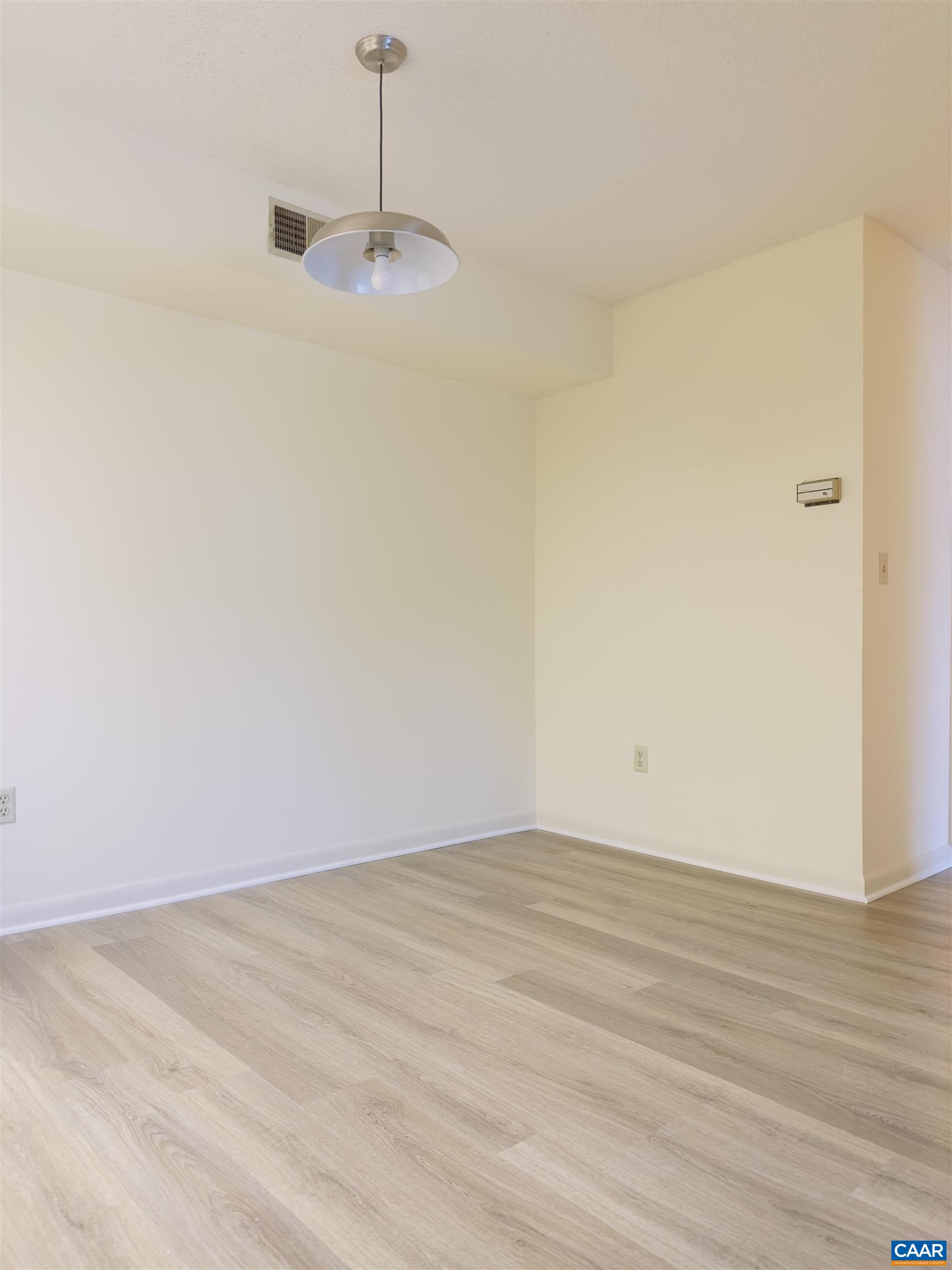 139 GREEN TURTLE LN Unit: 6