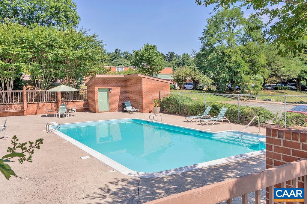 139 GREEN TURTLE LN Unit: 6