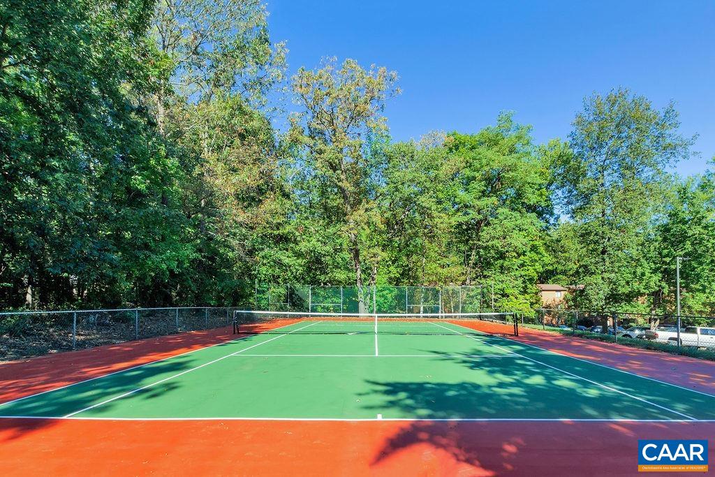 139 GREEN TURTLE LN Unit: 6