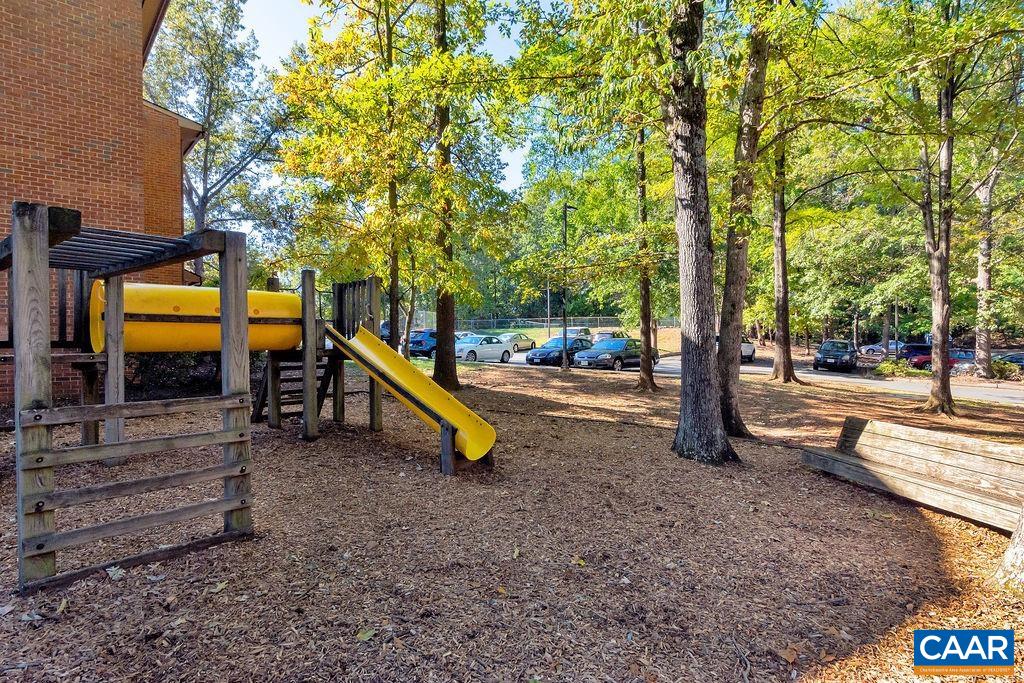 139 GREEN TURTLE LN Unit: 6