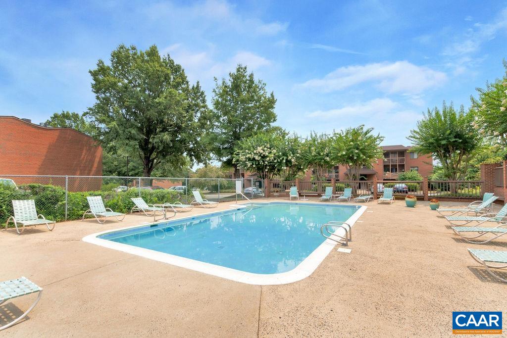 139 GREEN TURTLE LN Unit: 6