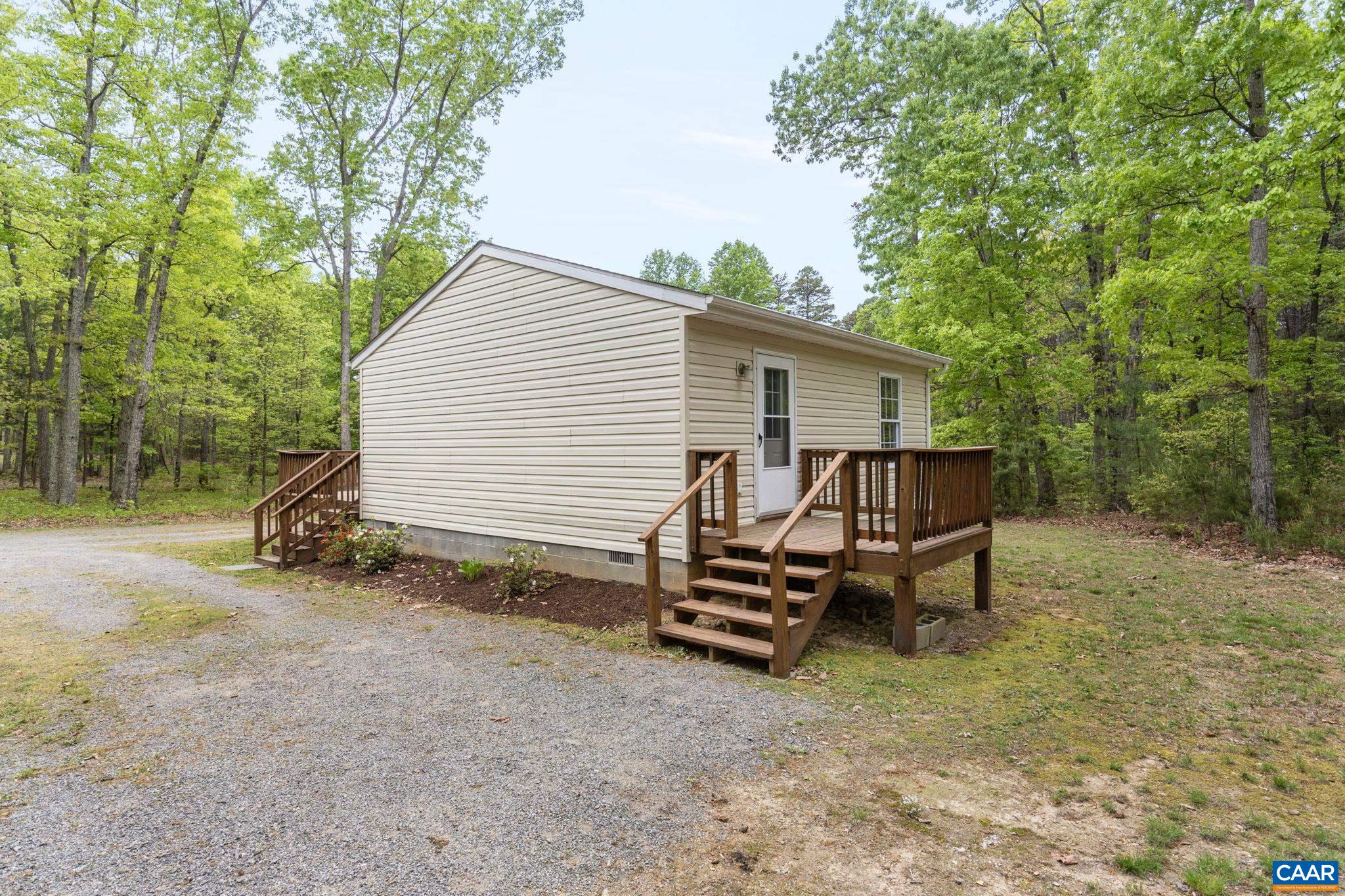 2015 ROLLING CREEK LN