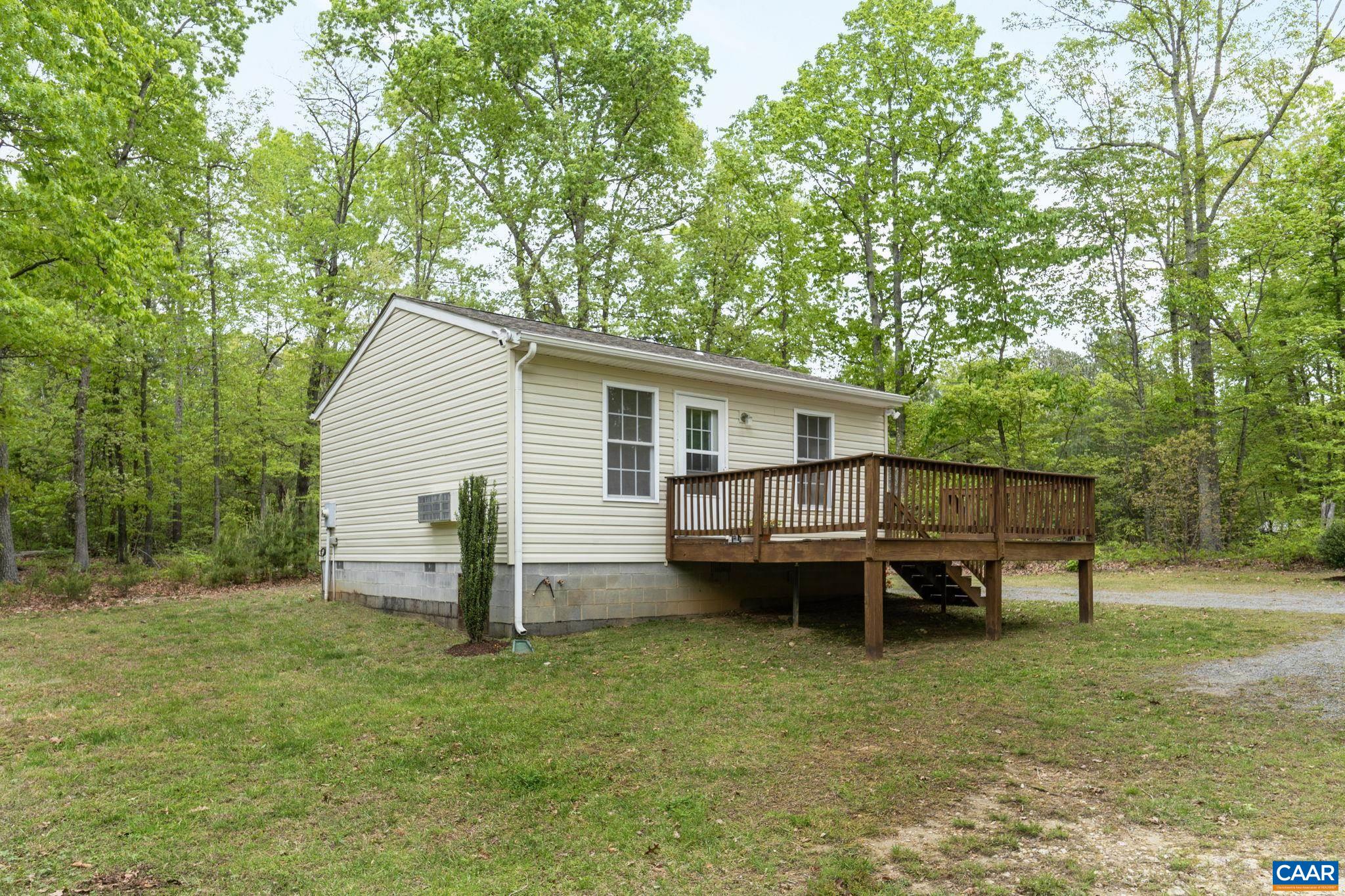 2015 ROLLING CREEK LN