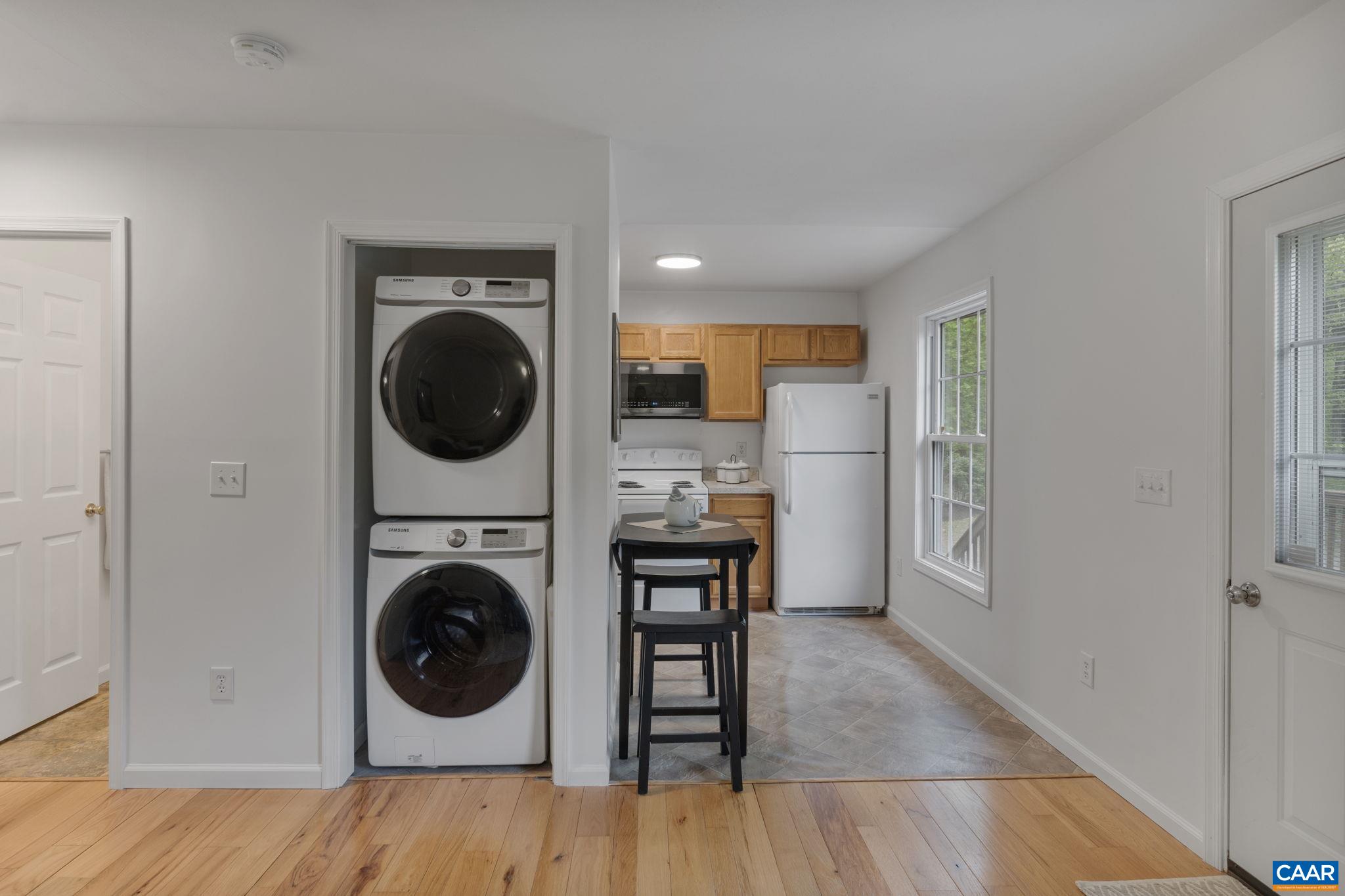 2015 ROLLING CREEK LN