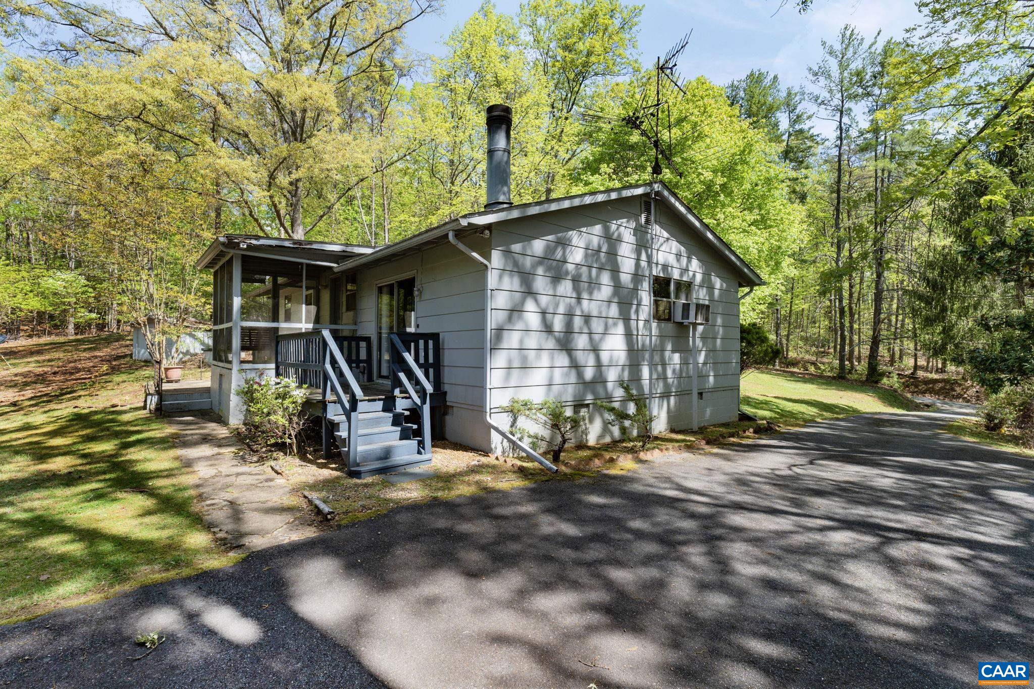 2630 WHITE MOUNTAIN RD