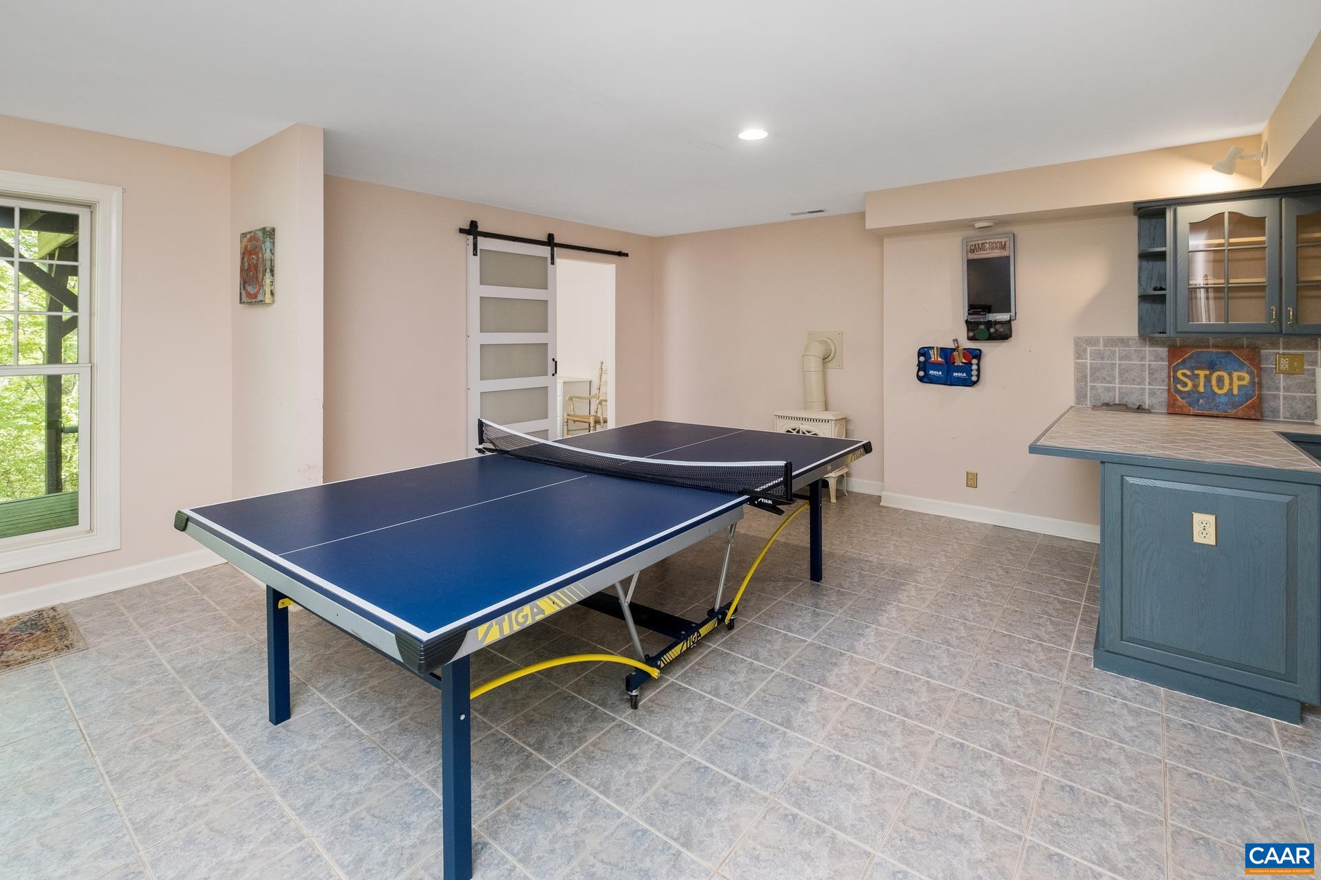 37 GRAY SQUIRREL LN