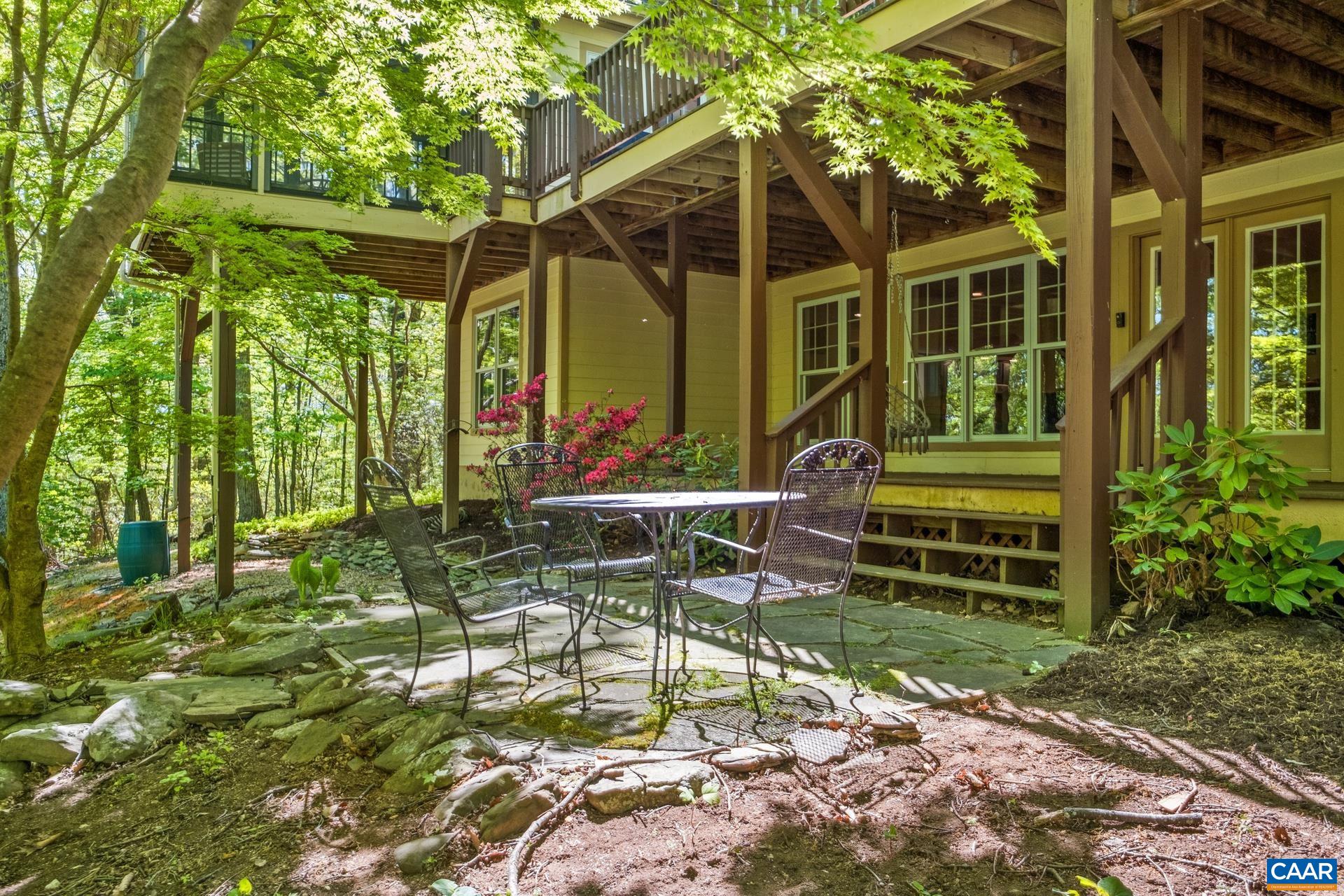 37 GRAY SQUIRREL LN