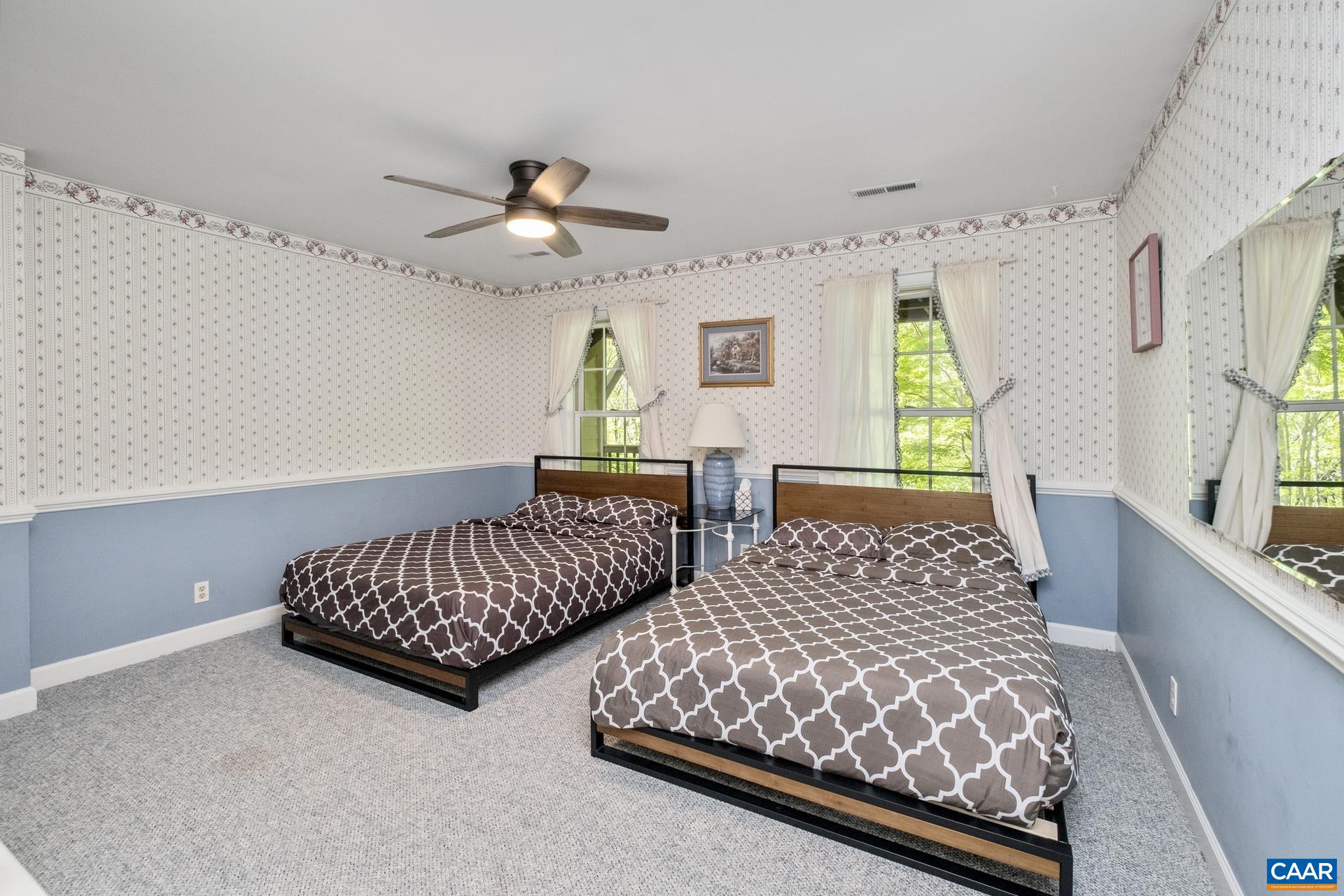 37 GRAY SQUIRREL LN