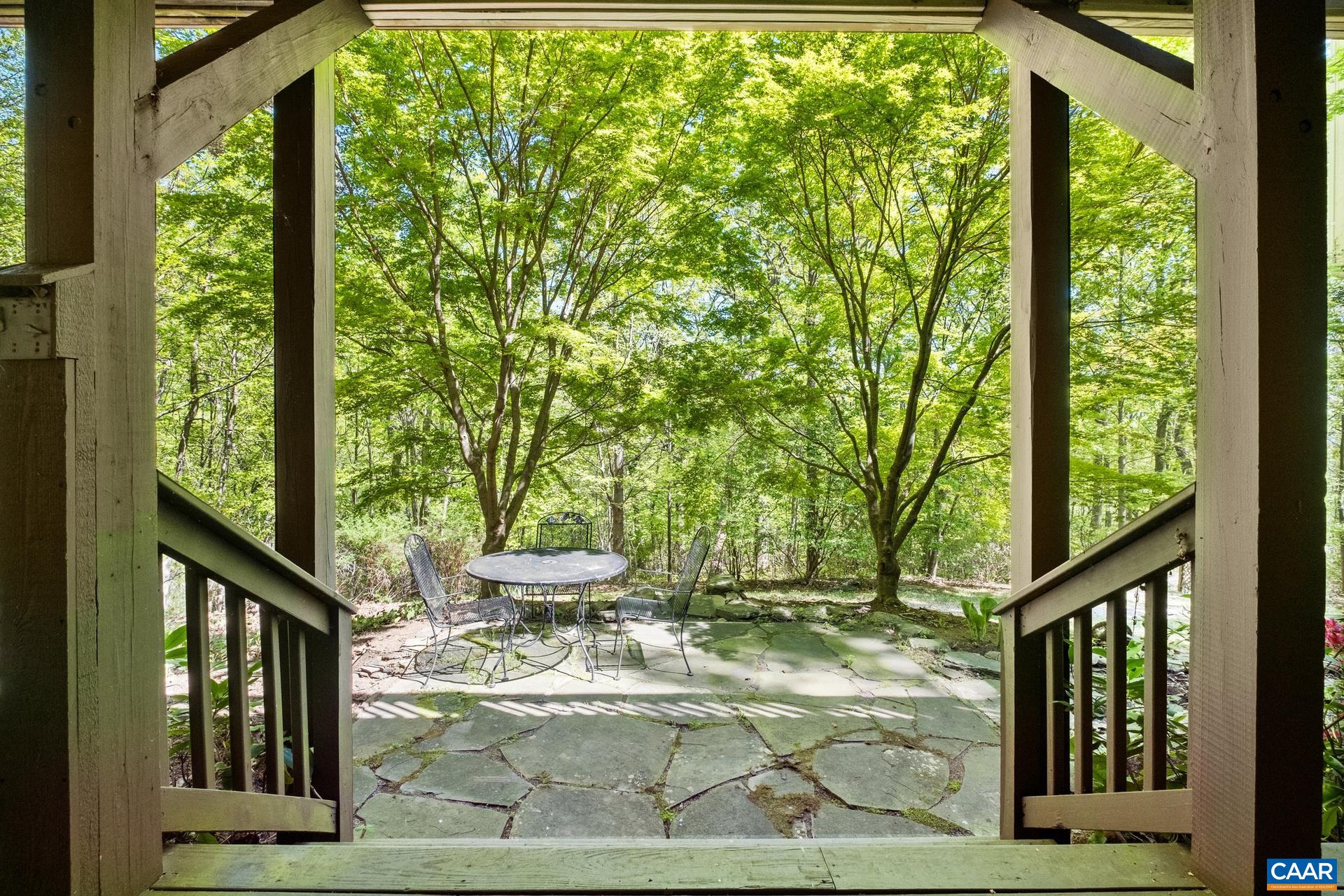 37 GRAY SQUIRREL LN