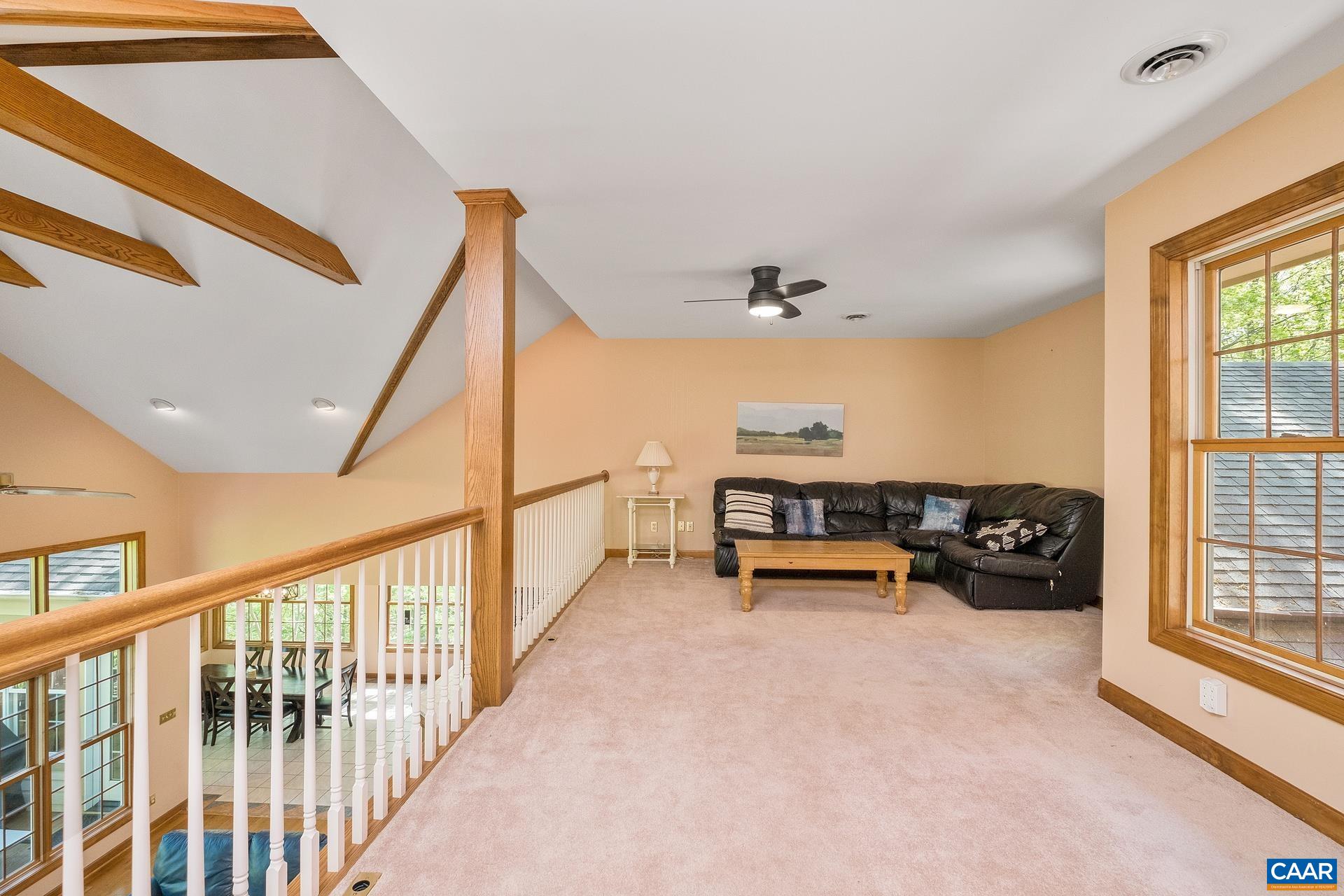 37 GRAY SQUIRREL LN