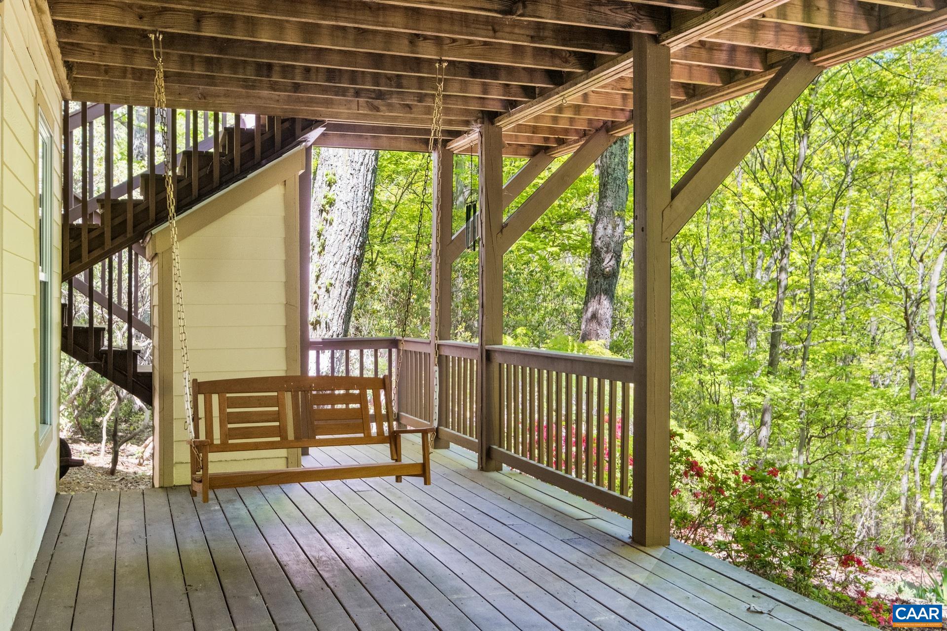 37 GRAY SQUIRREL LN