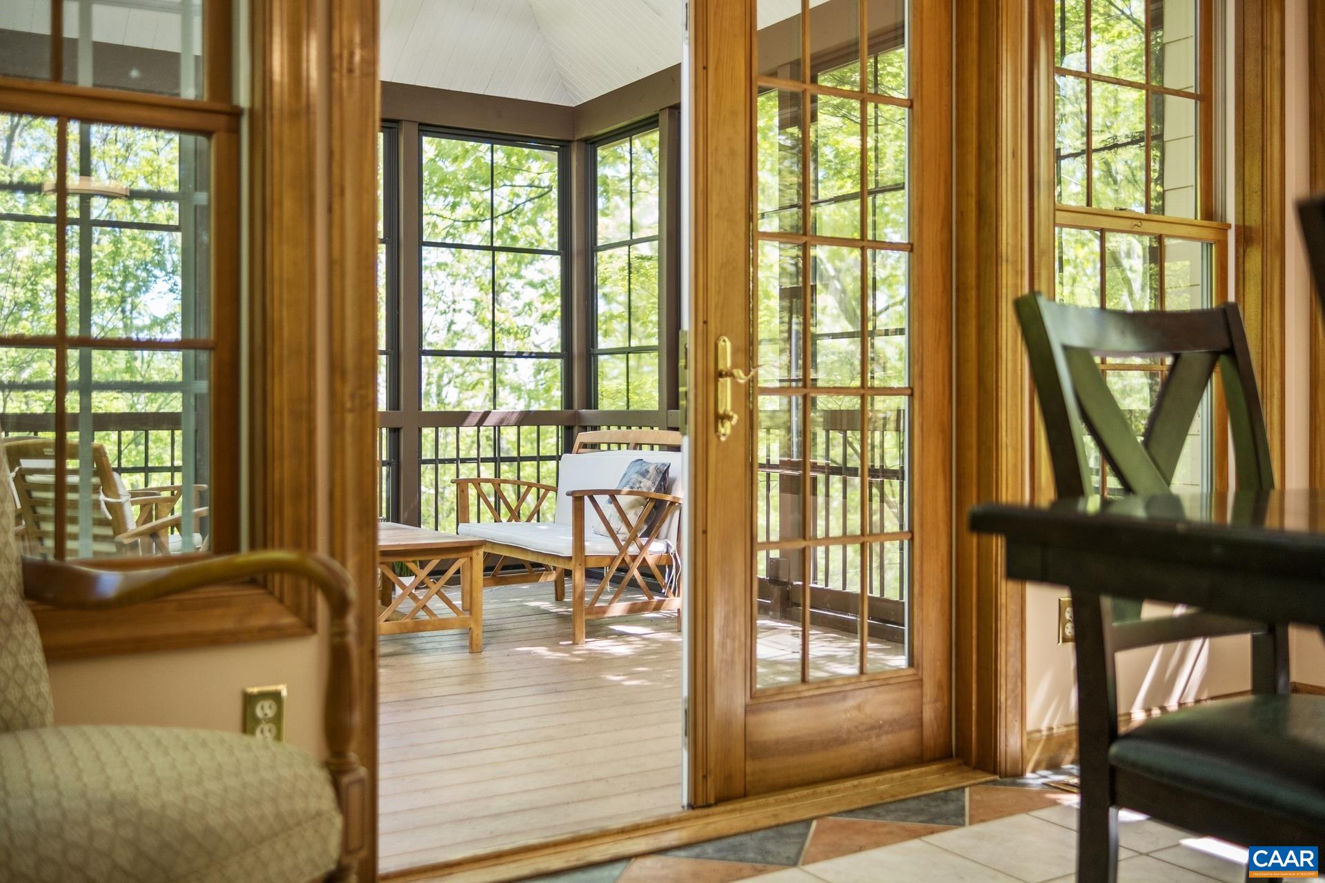 37 GRAY SQUIRREL LN
