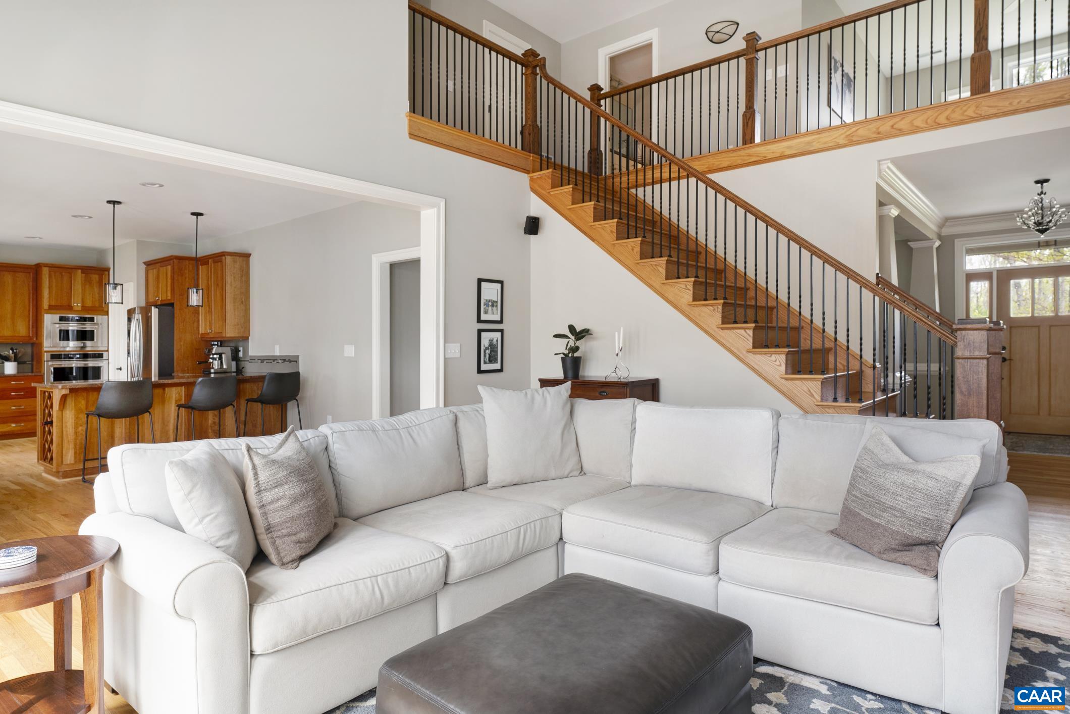 346 SIENNA LN