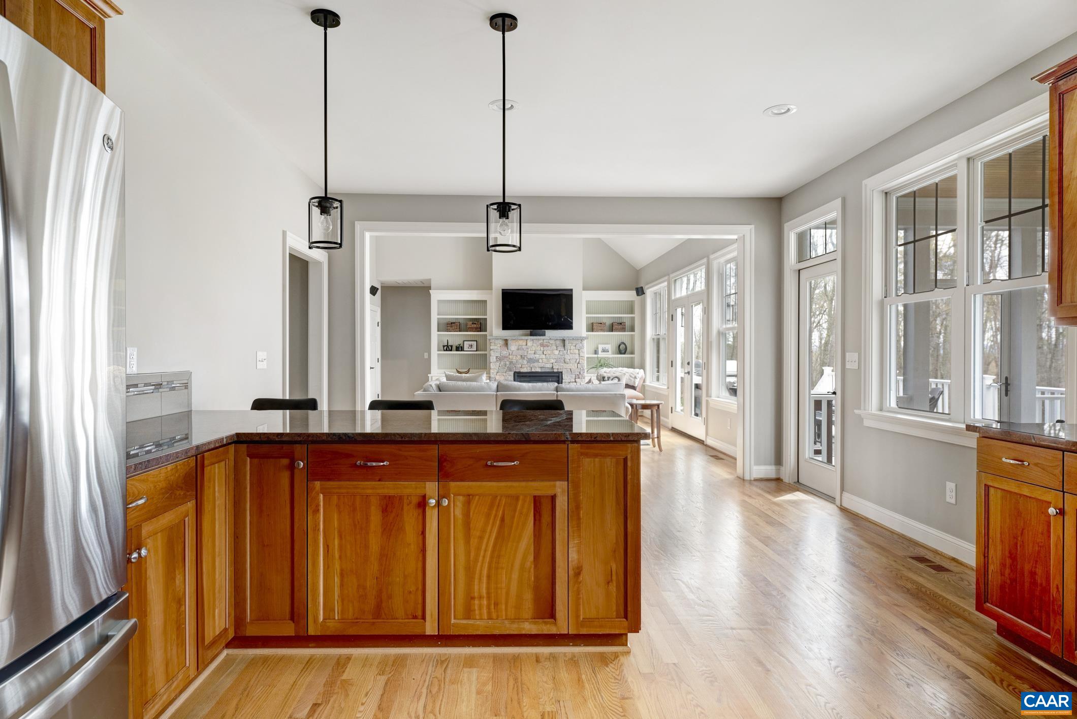 346 SIENNA LN