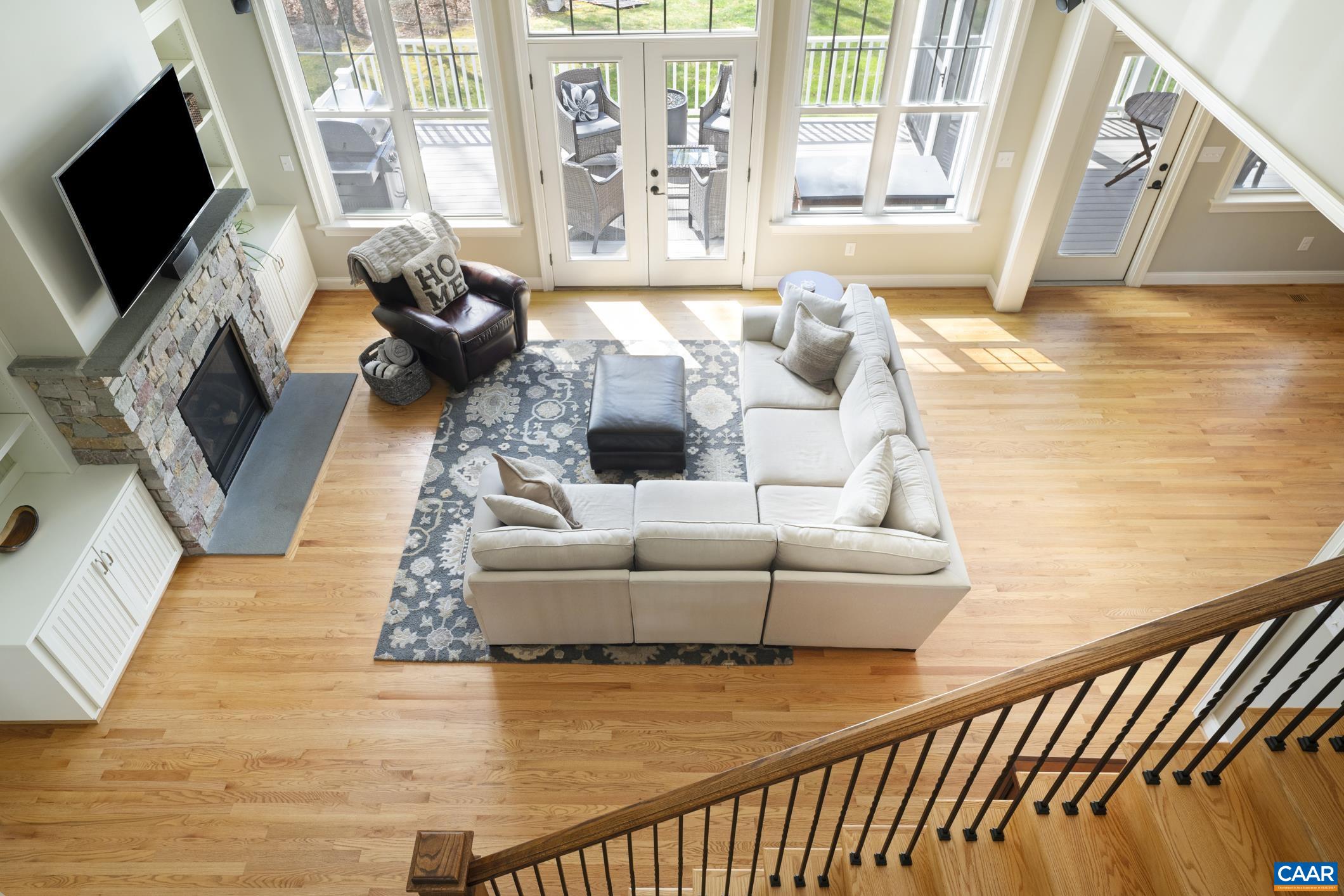 346 SIENNA LN
