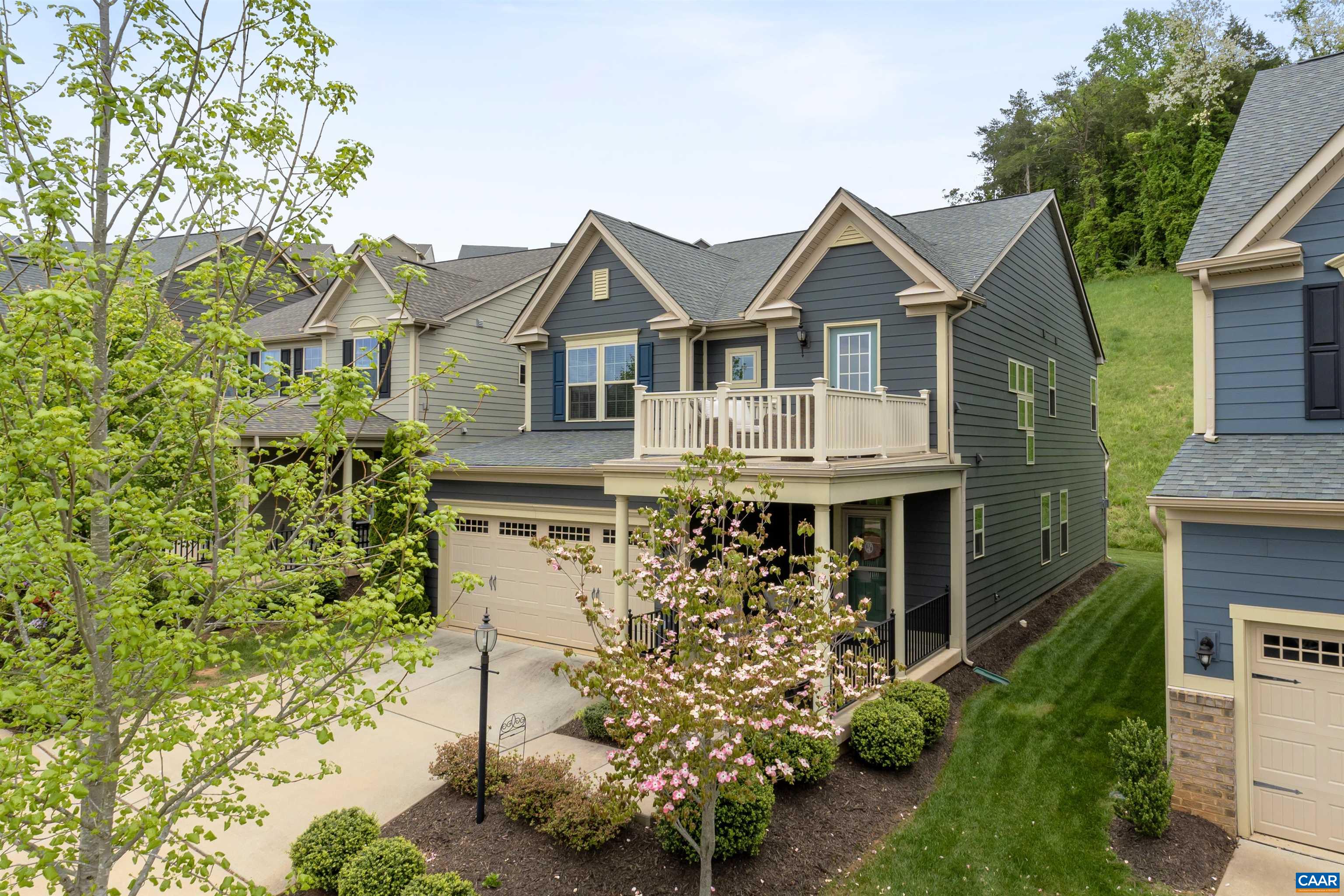 1252 DELPHI LN