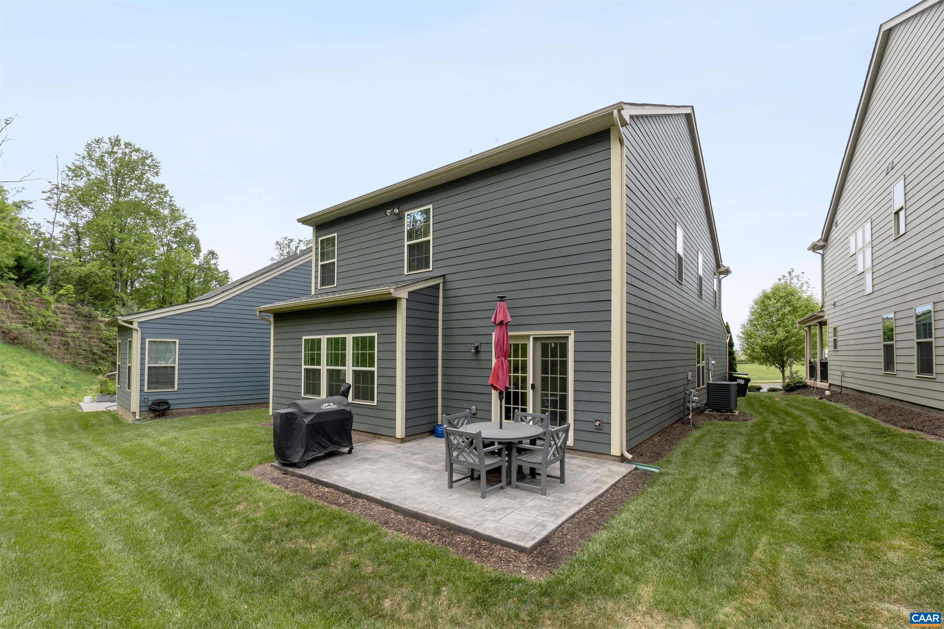 1252 DELPHI LN