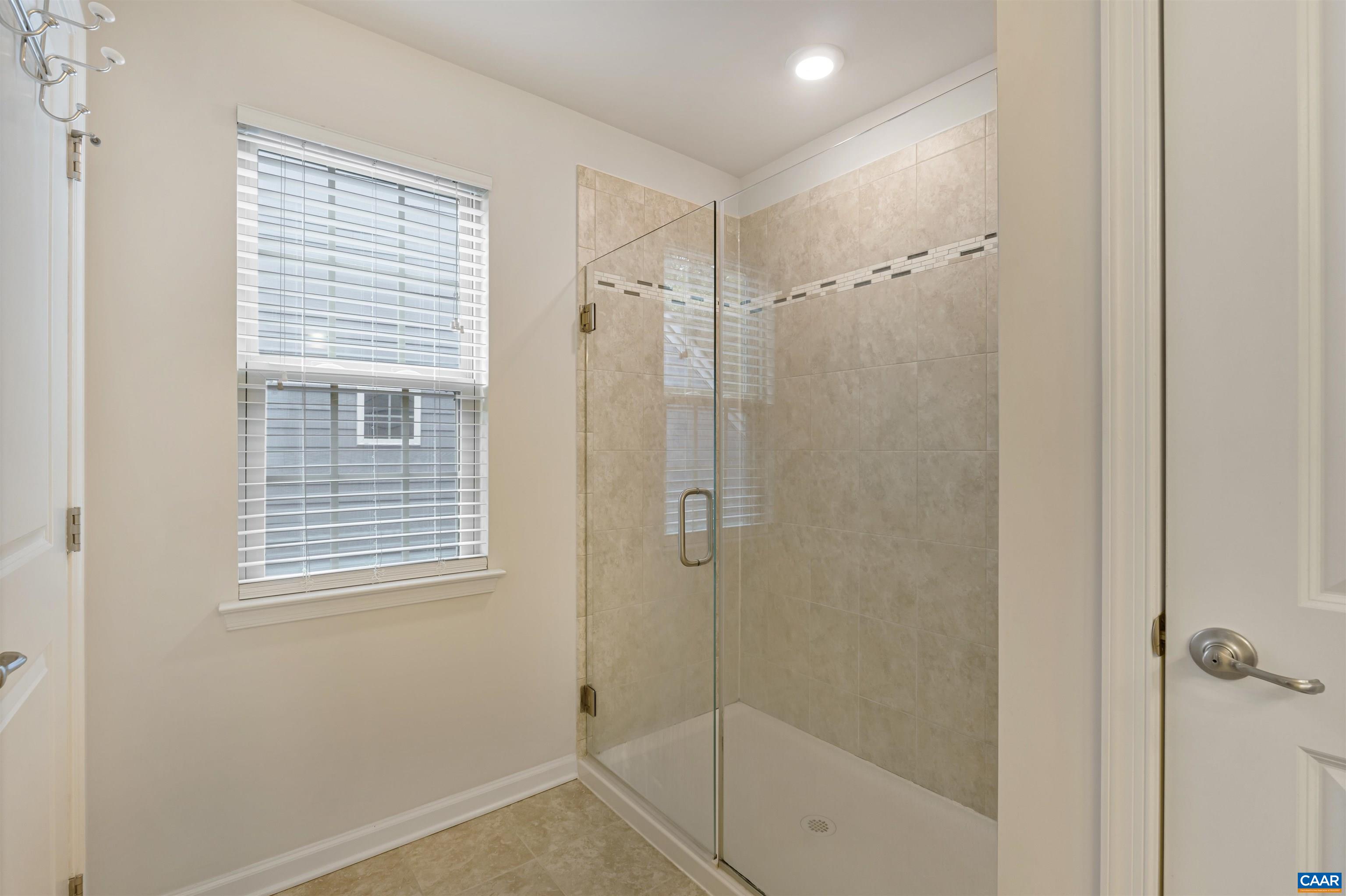 1252 DELPHI LN