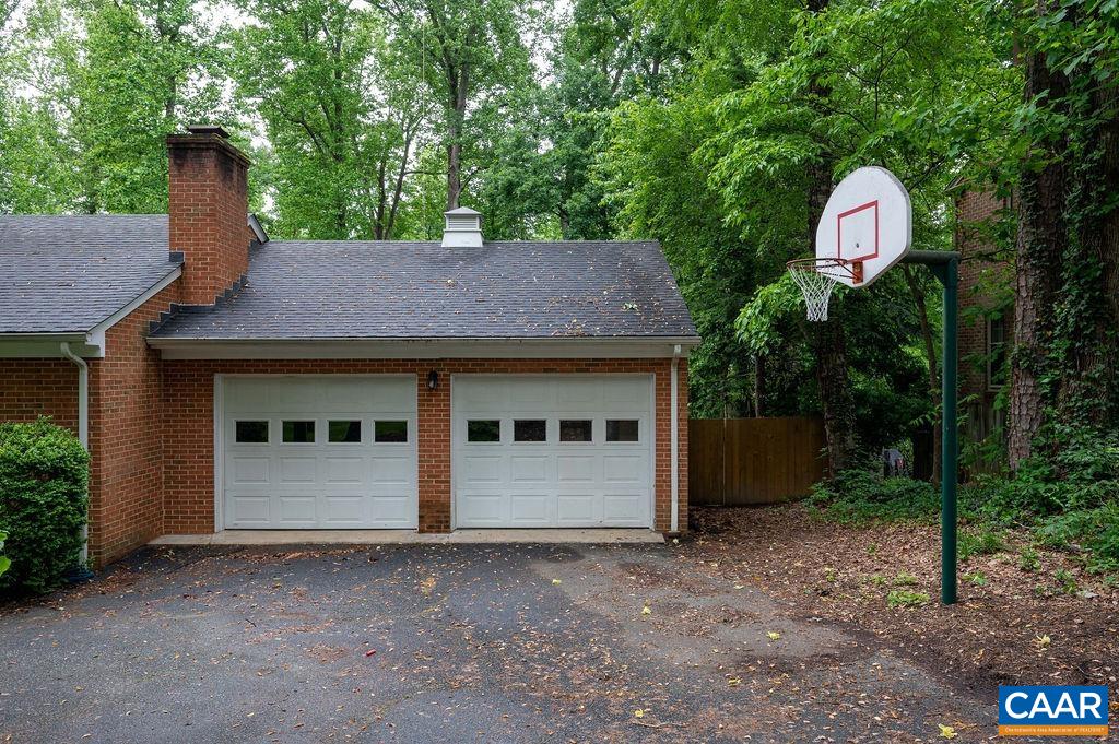 1710 OLD FORGE RD